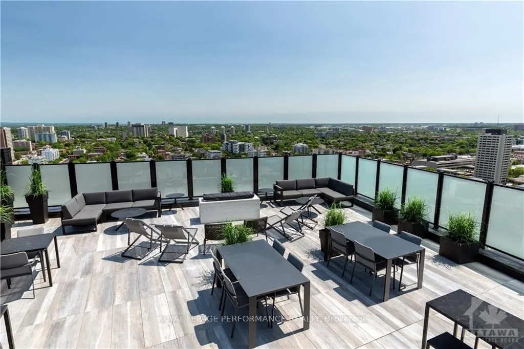 20 Daly Avenue, #2209