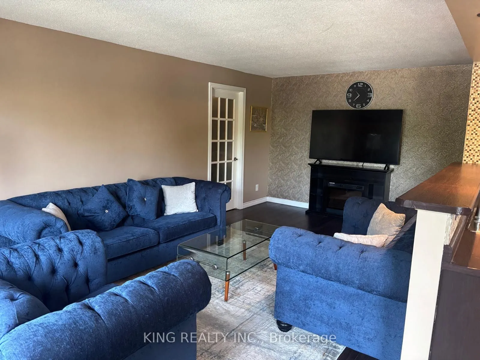 616 Grey Street, #19
