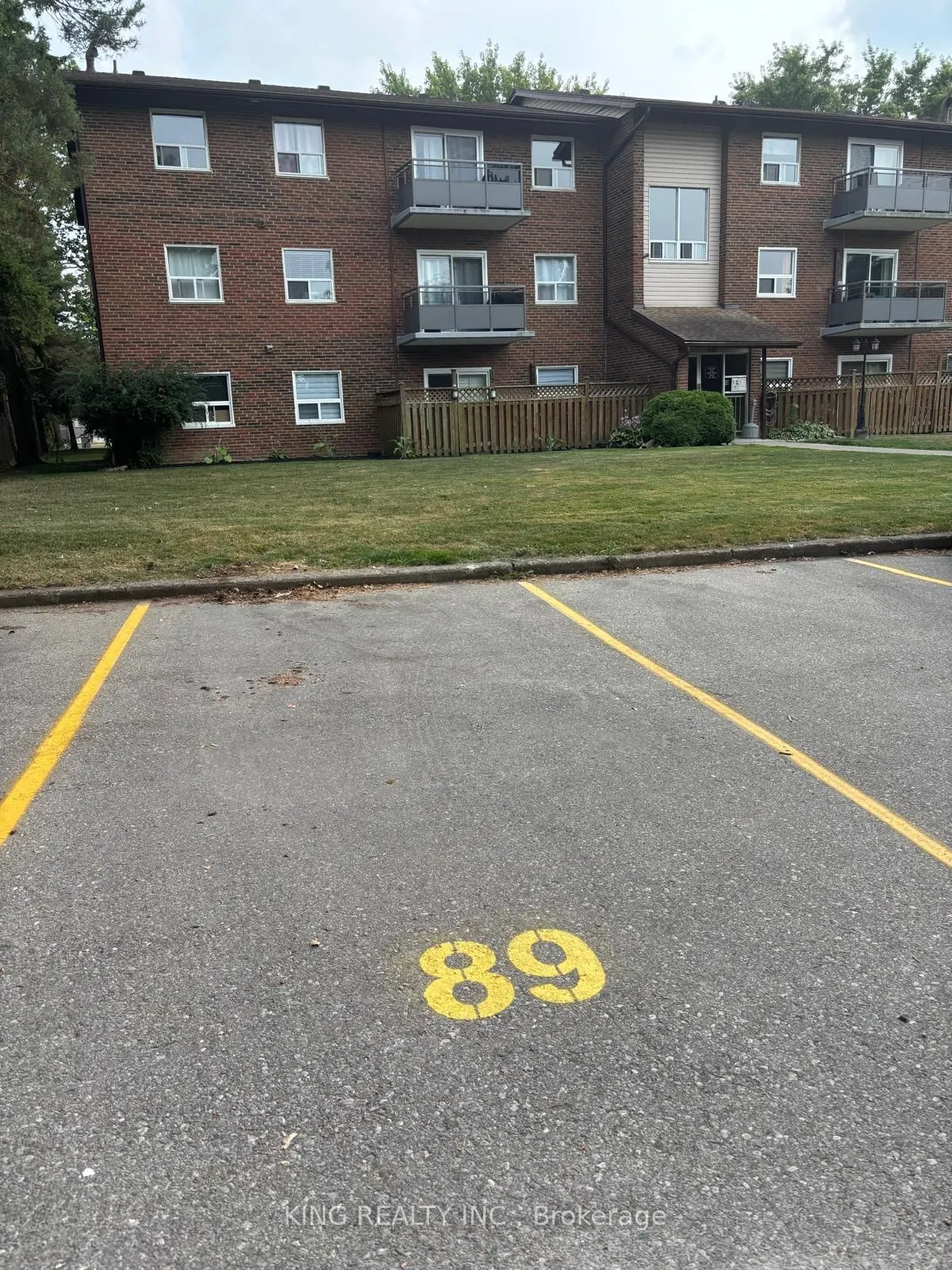 616 Grey Street, #19