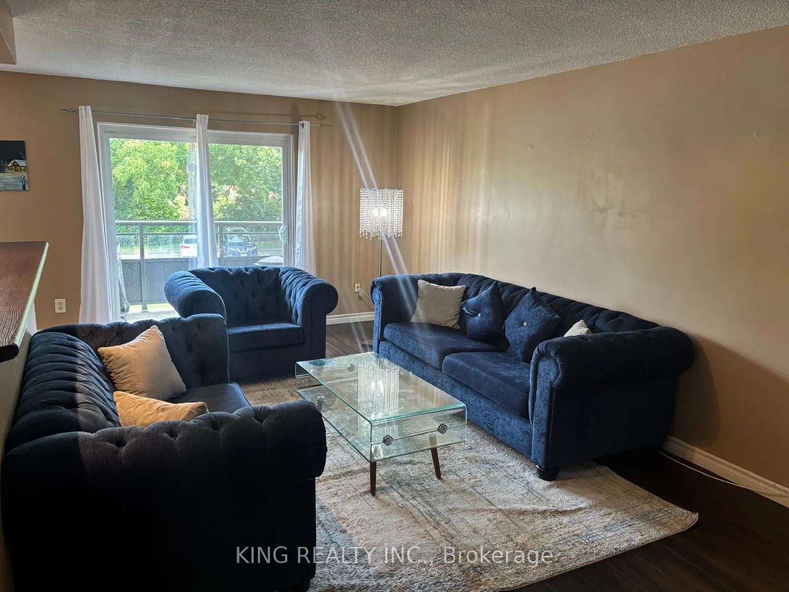 616 Grey Street, #19