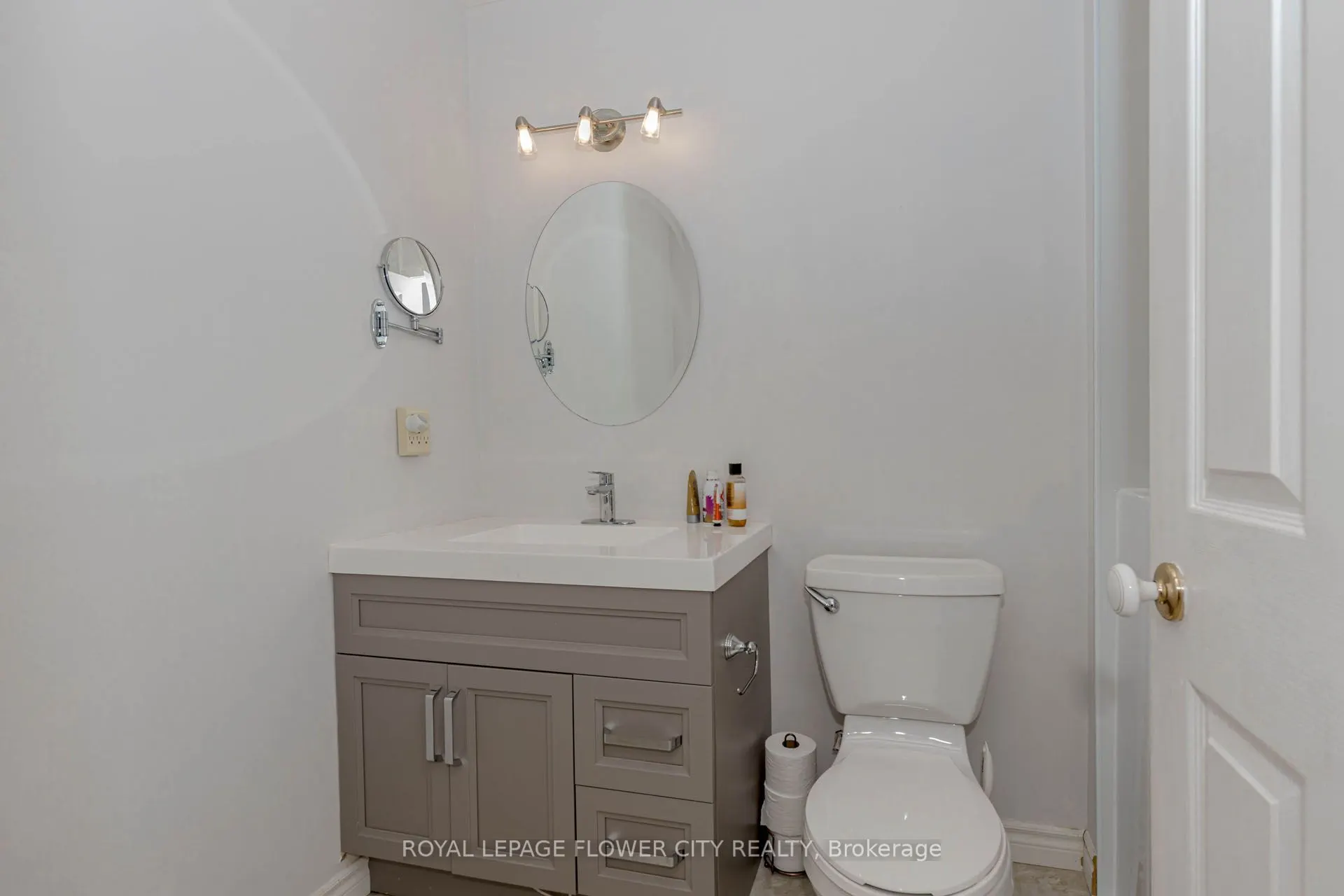 523 Beechwood Drive, #4