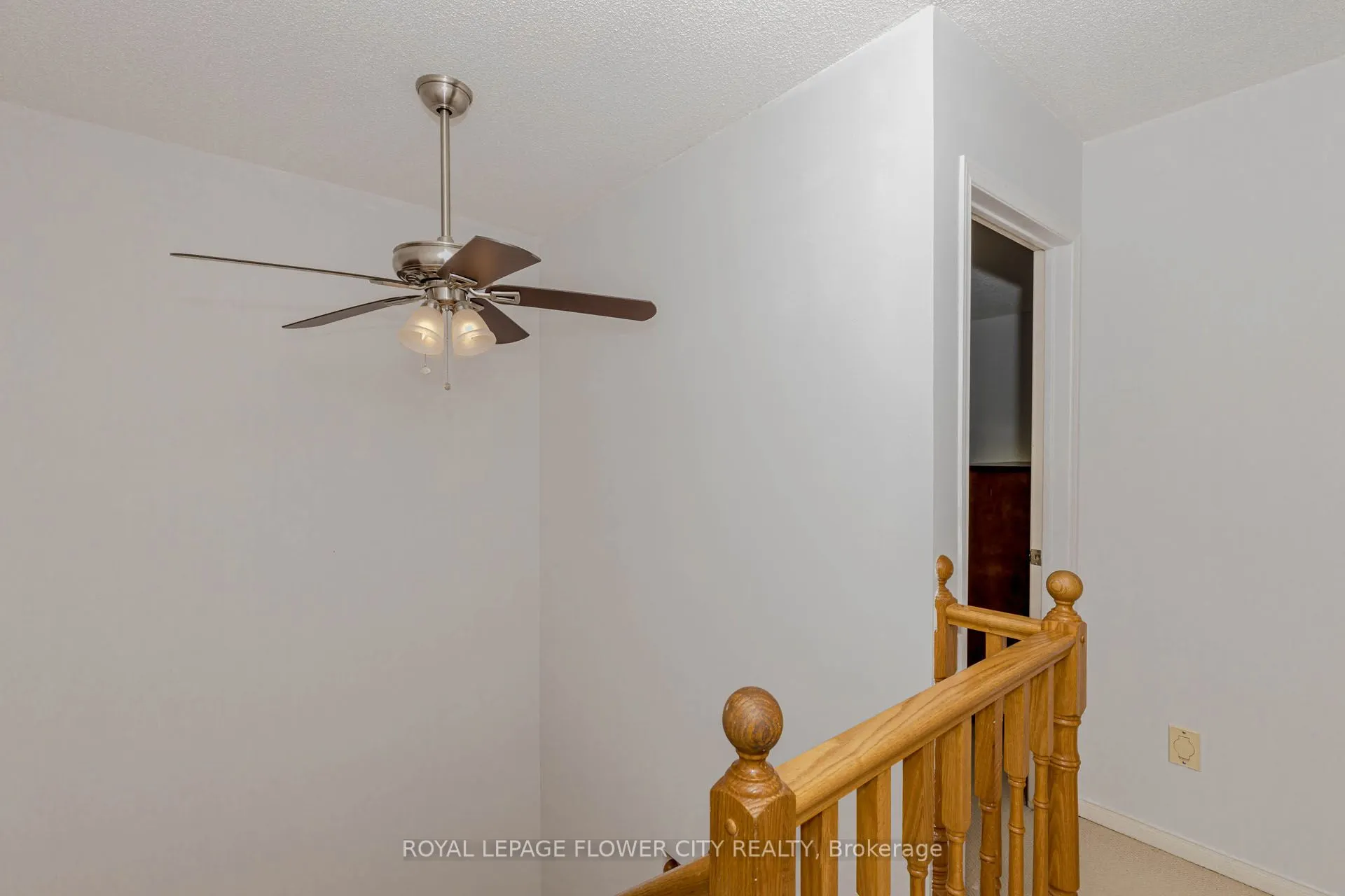 523 Beechwood Drive, #4
