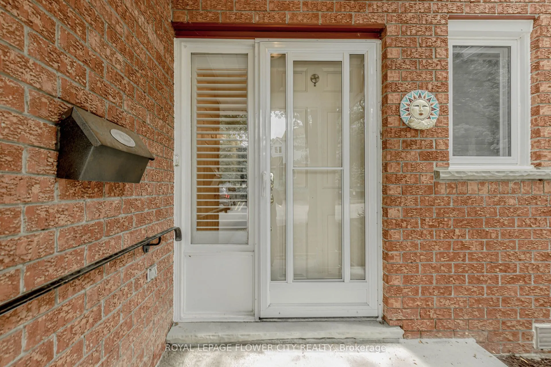 523 Beechwood Drive, #4
