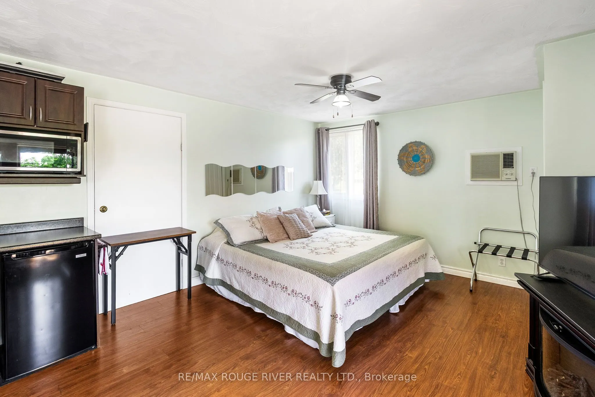 810 Canal Road