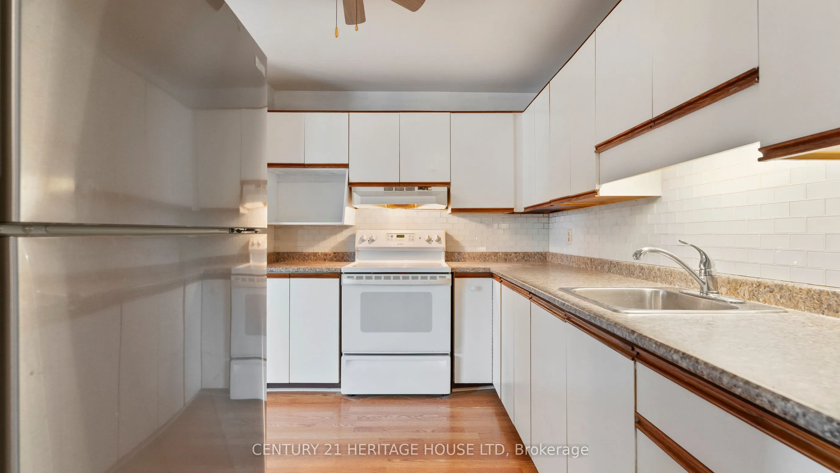 421 Fairview Drive, #101