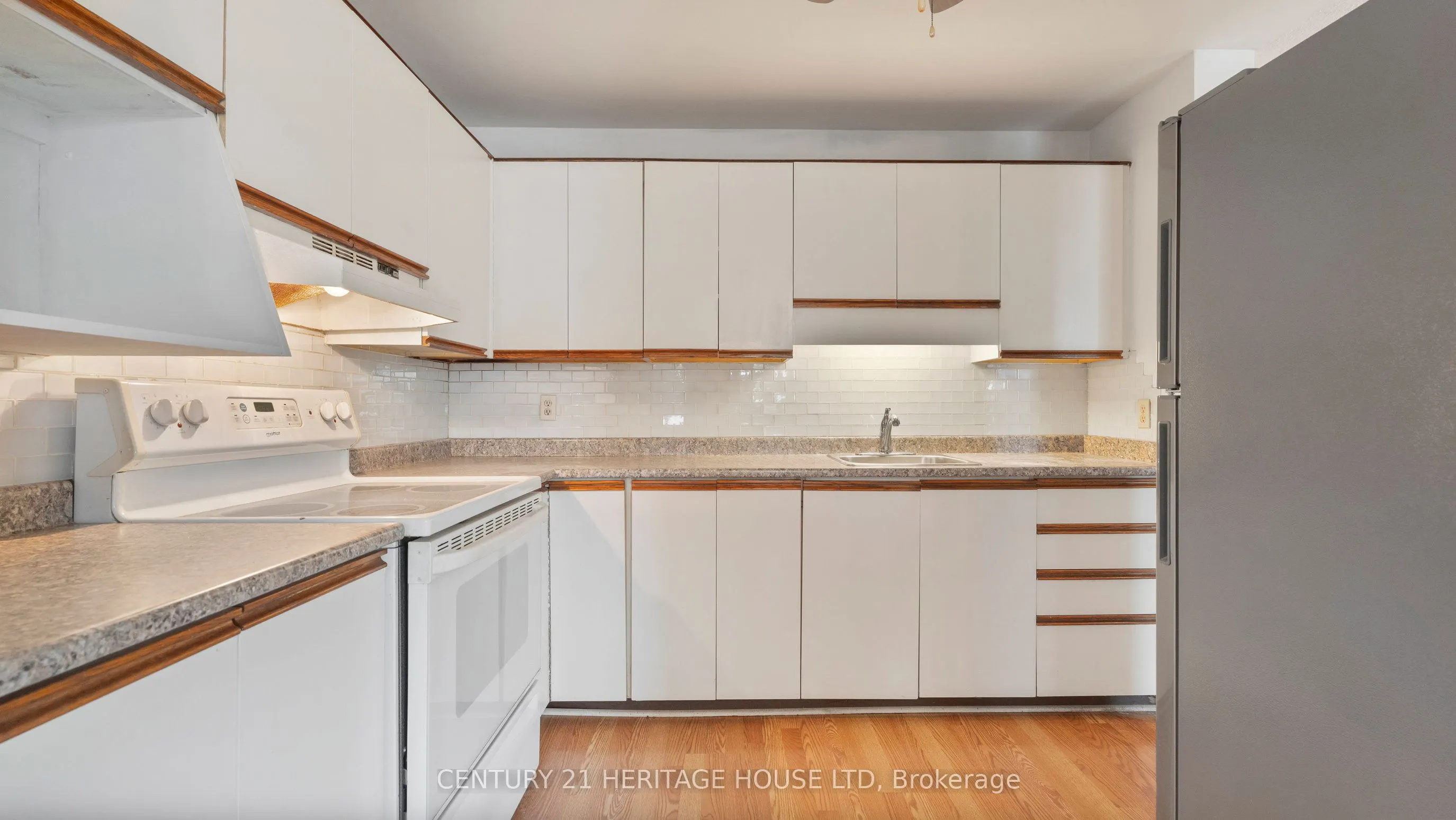 421 Fairview Drive, #101