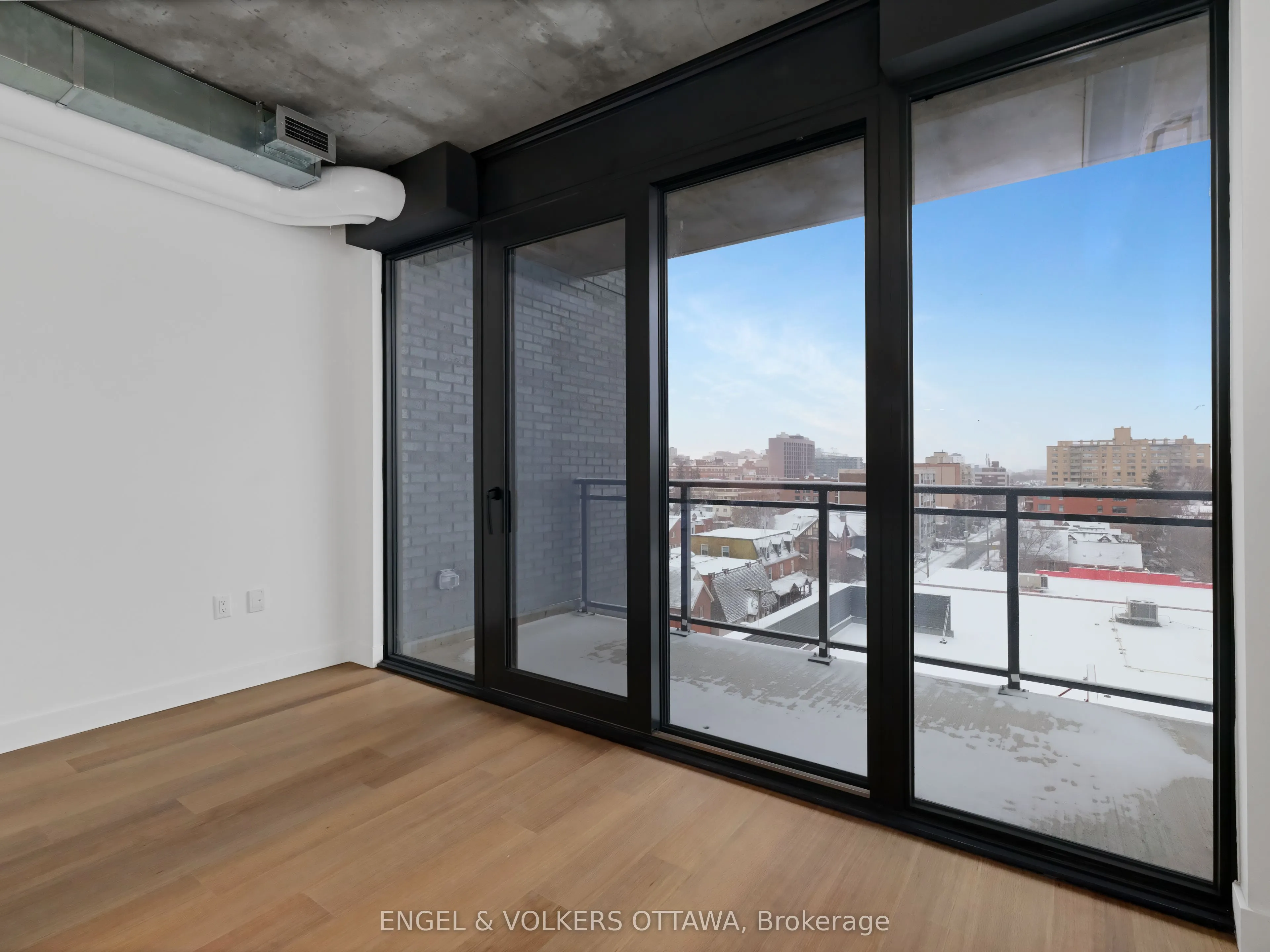 10 James Street, #613