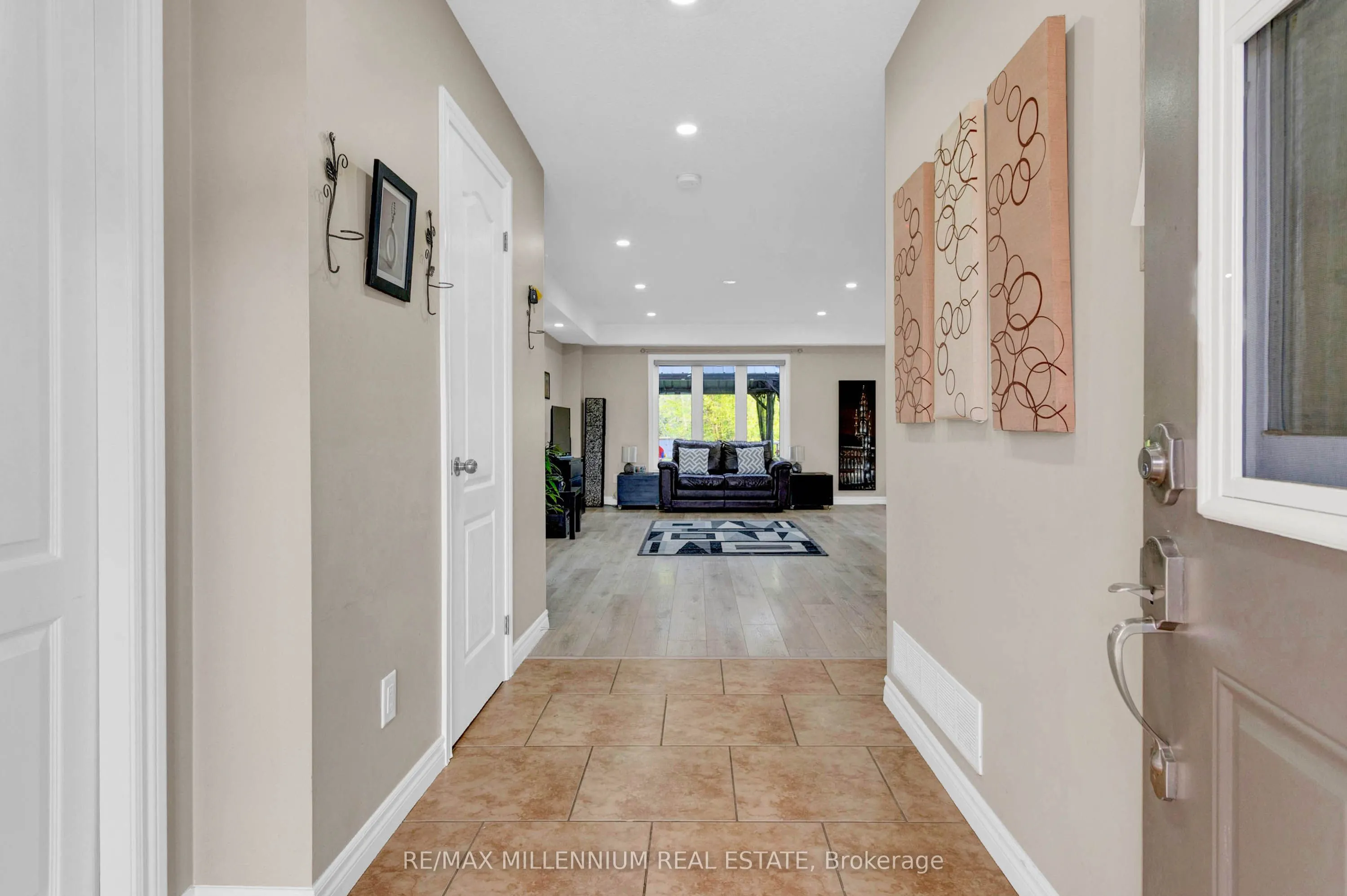 13 Ridgewood Court
