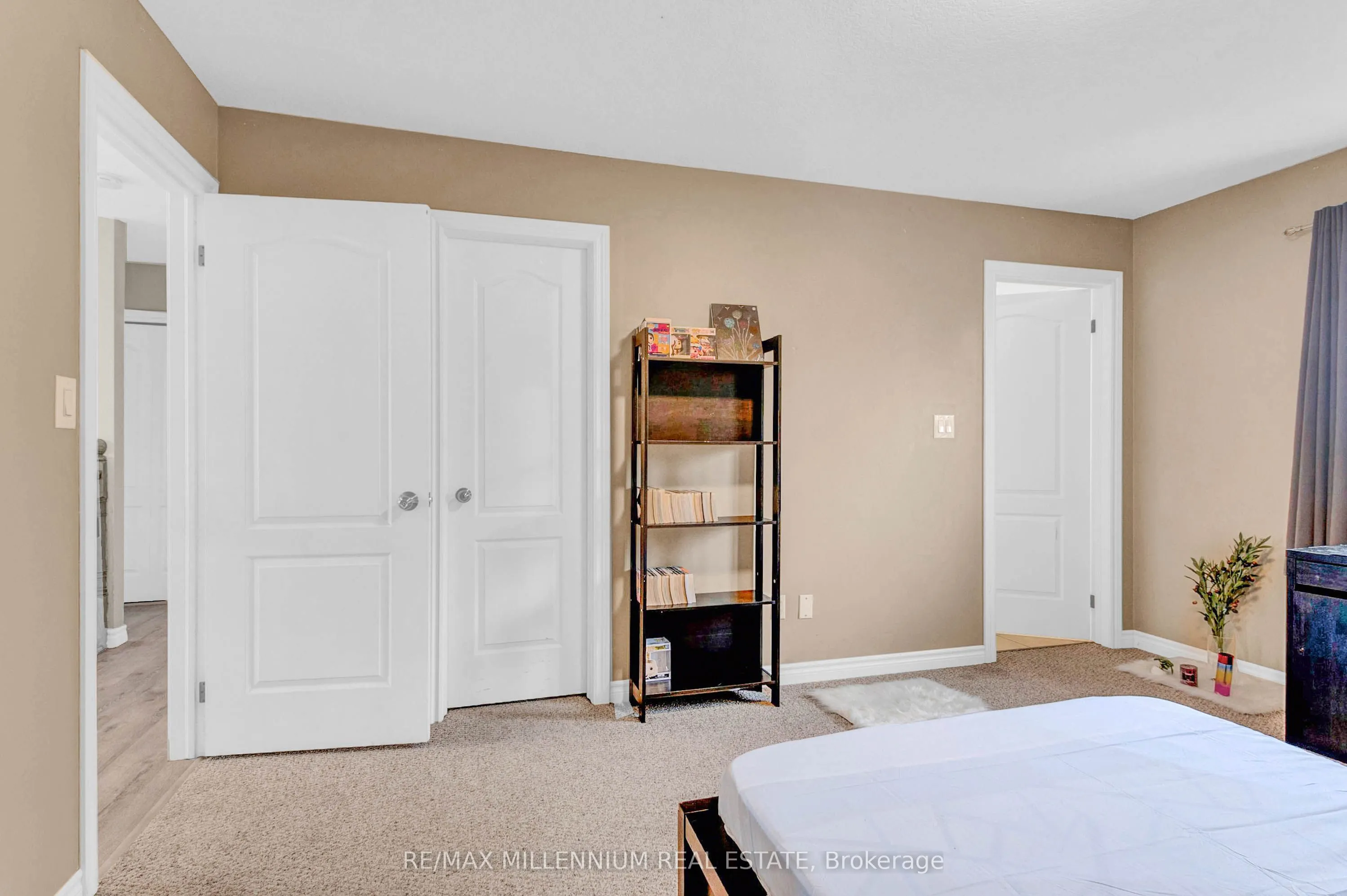 13 Ridgewood Court