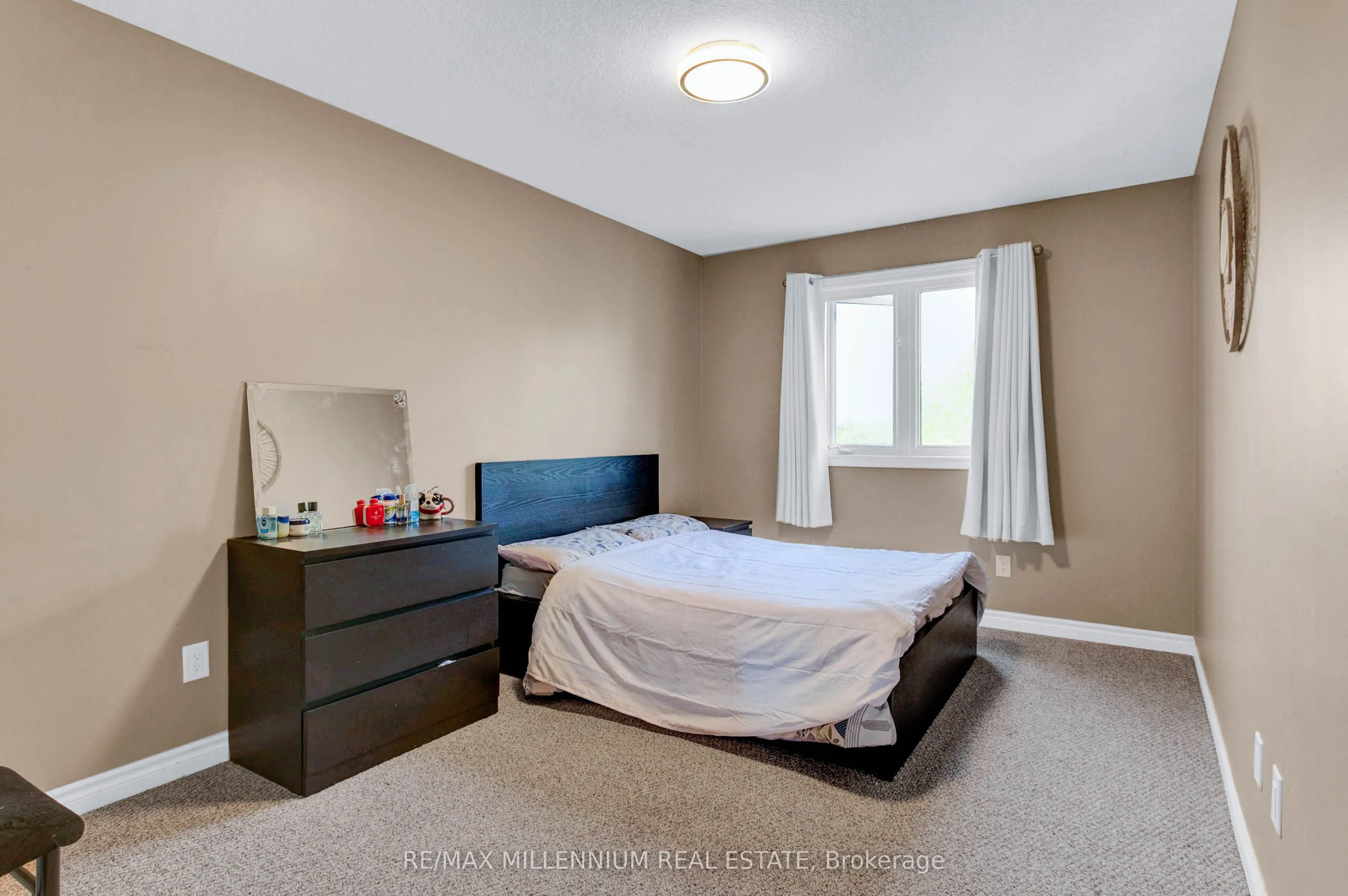 13 Ridgewood Court