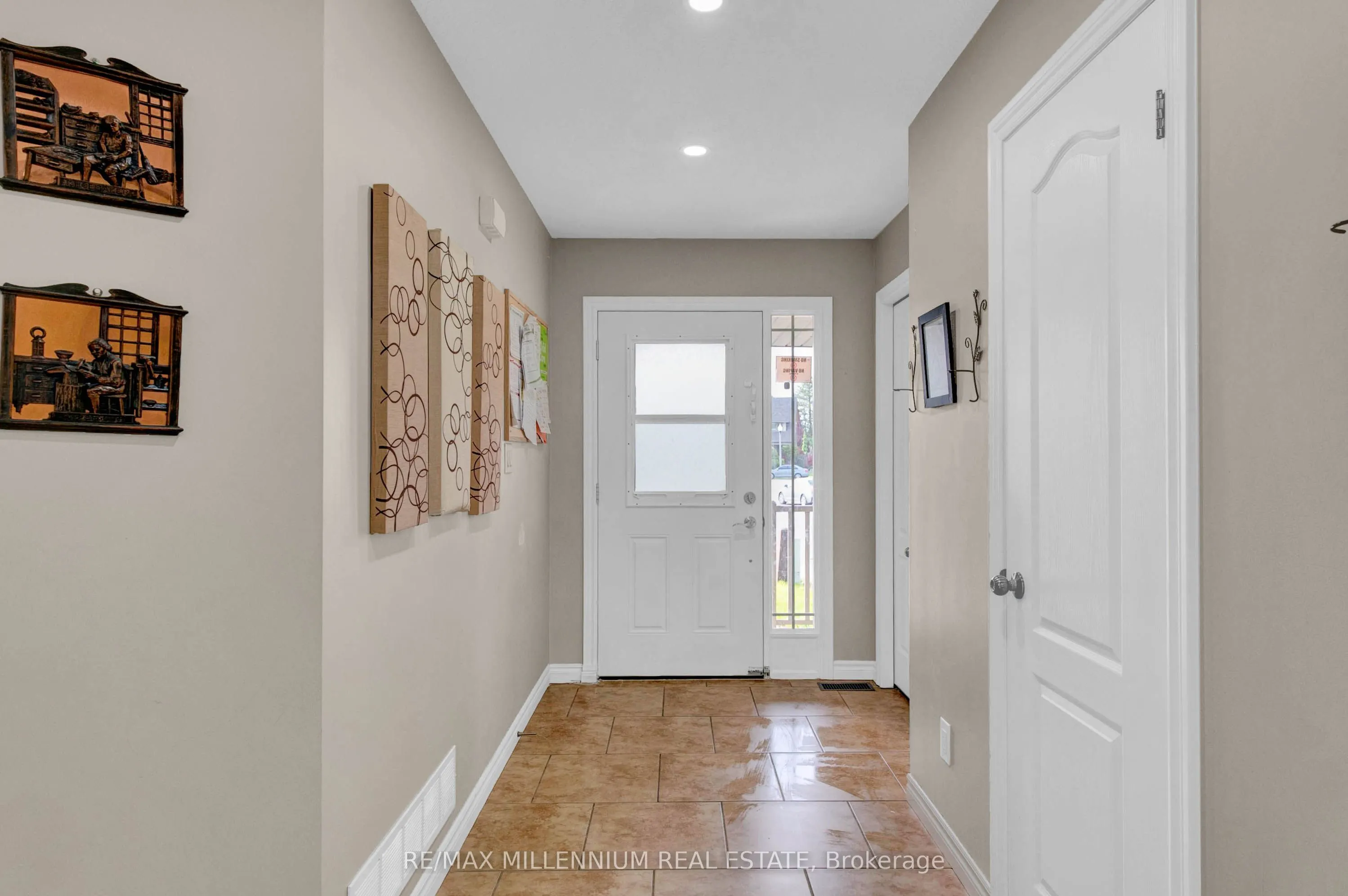 13 Ridgewood Court
