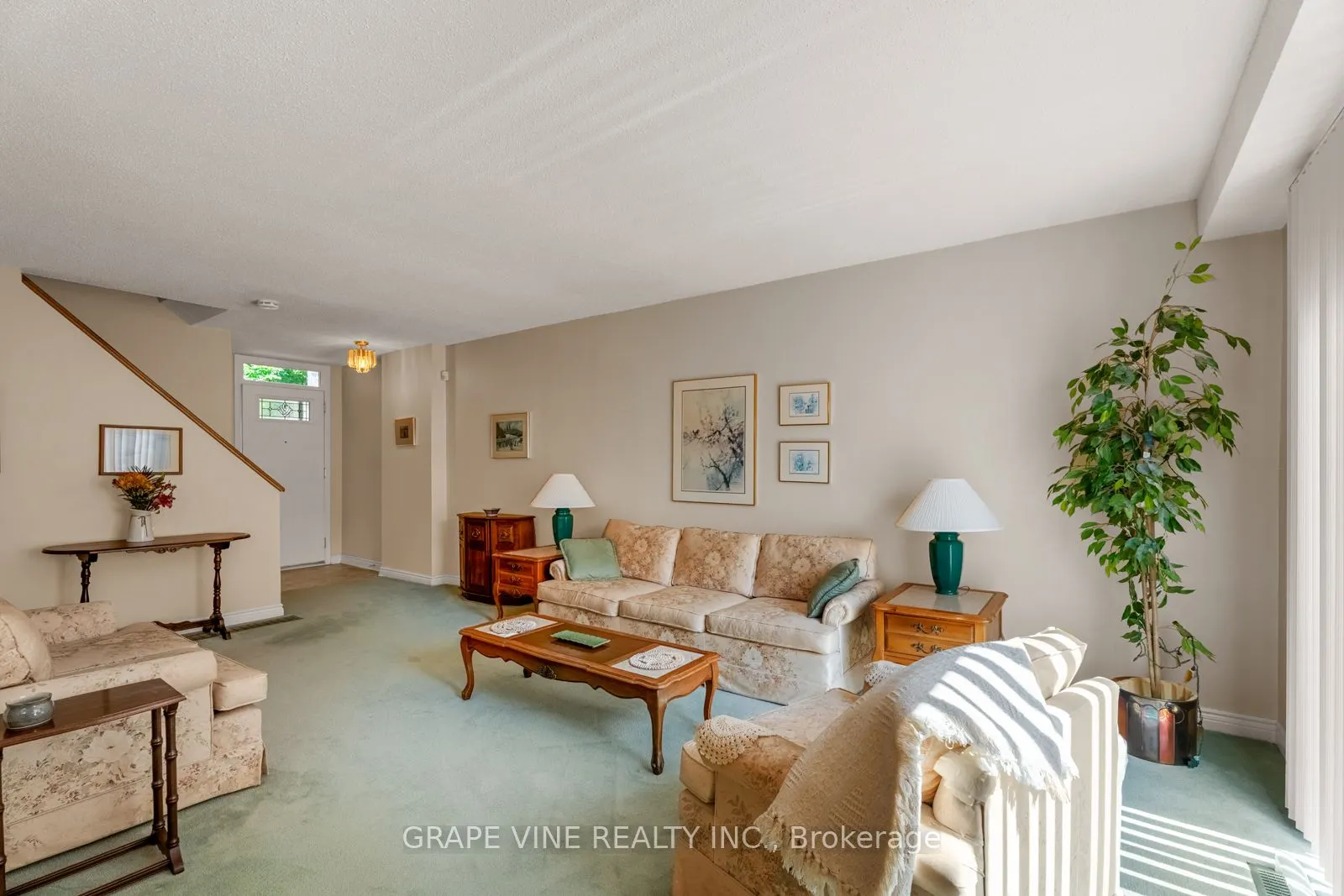 49 Tybalt Crescent