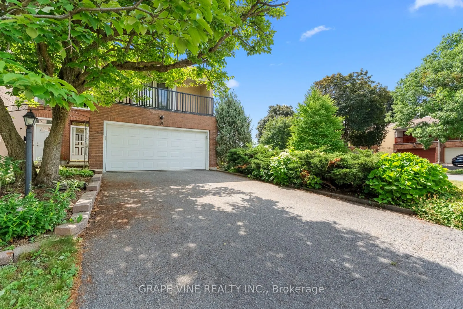 49 Tybalt Crescent