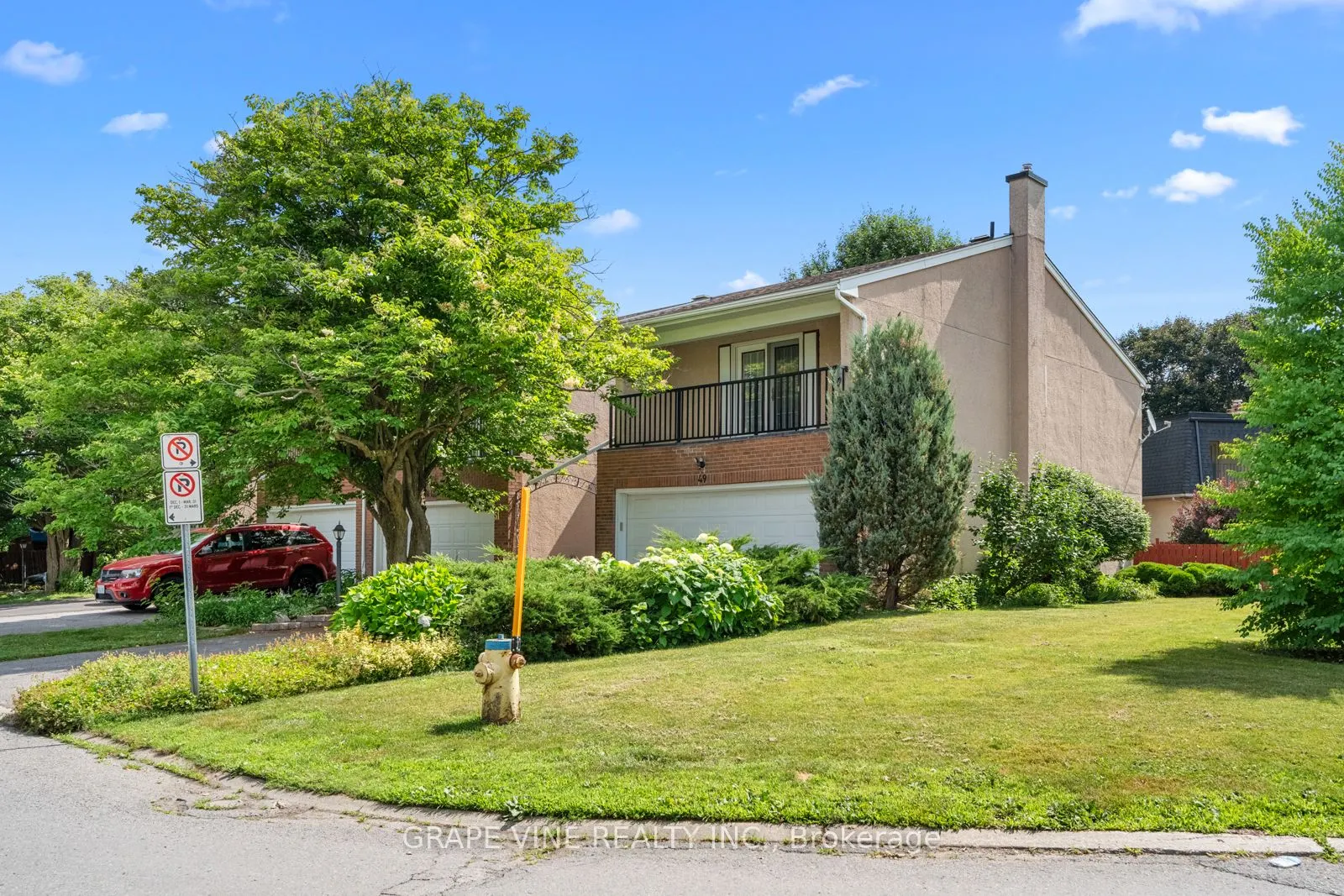 49 Tybalt Crescent