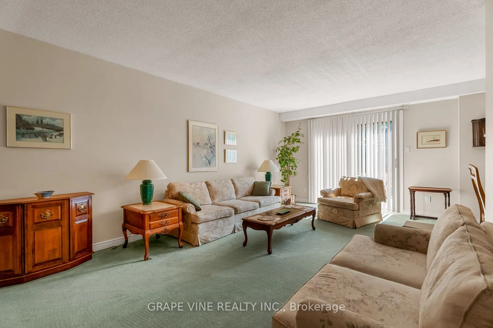 49 Tybalt Crescent