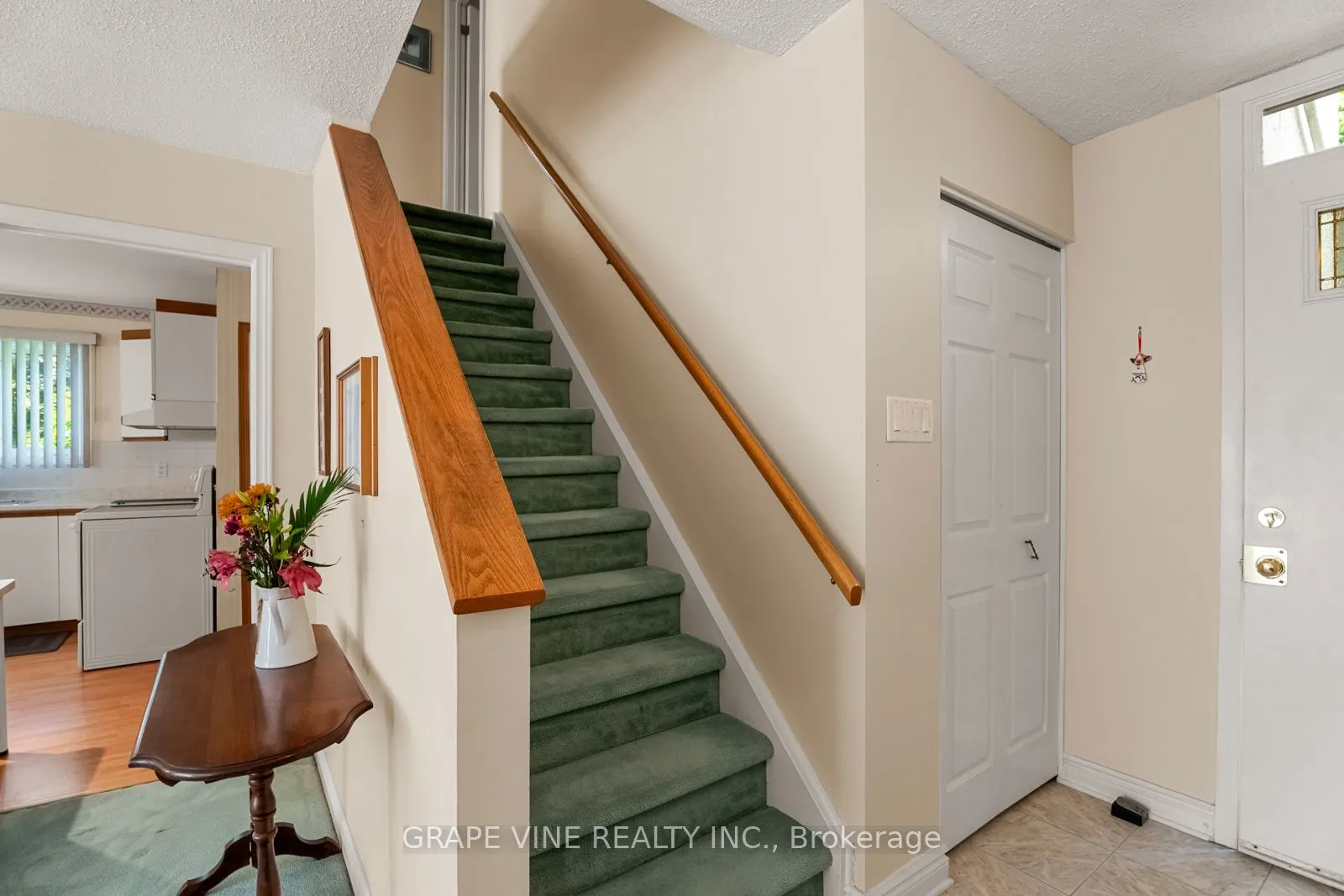 49 Tybalt Crescent