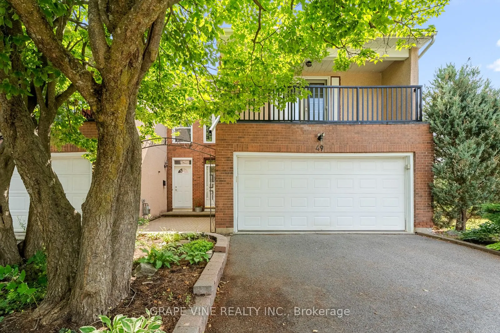 49 Tybalt Crescent