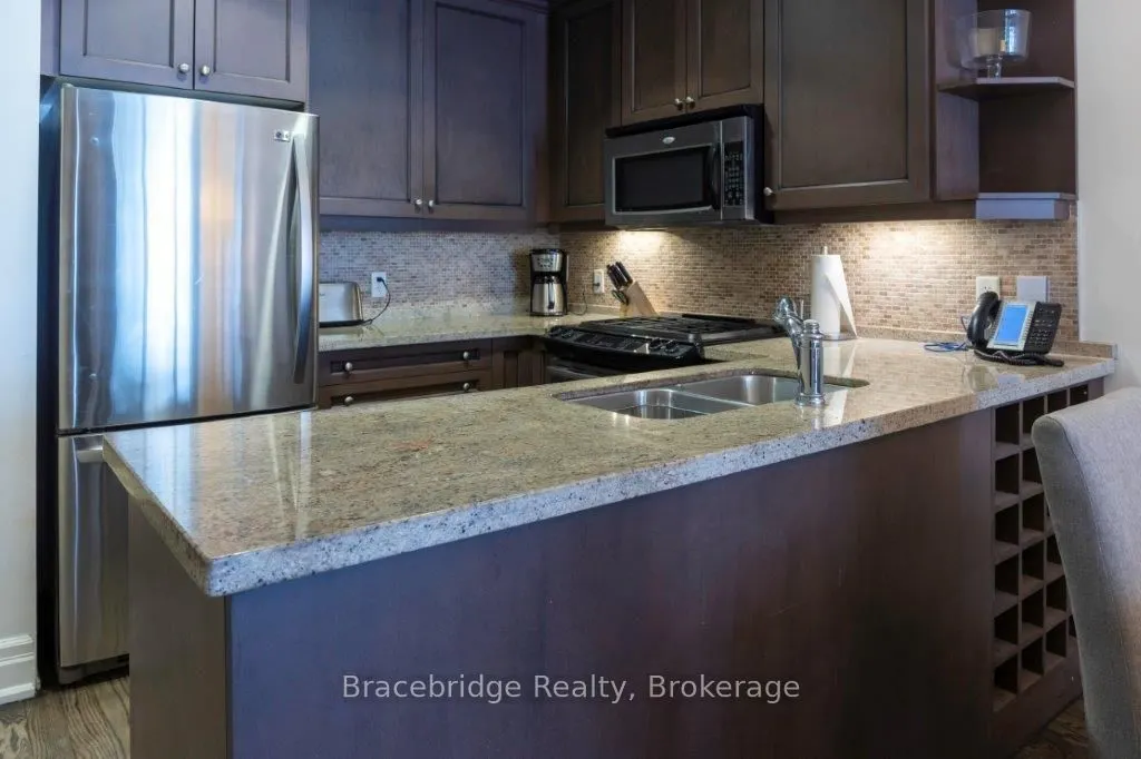 1869 Muskoka 118 Road W, #A103-D1