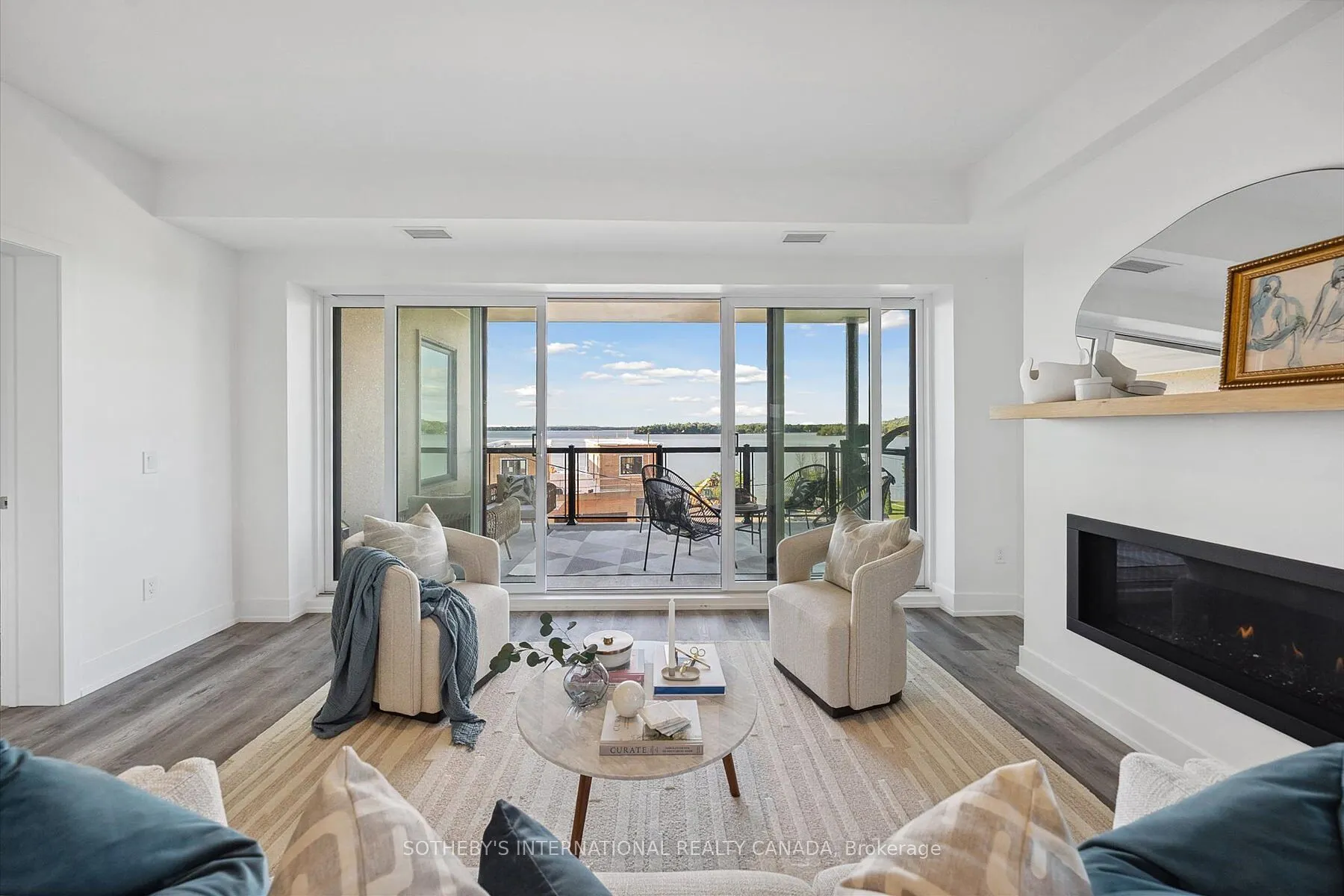 19B West Street N, #308