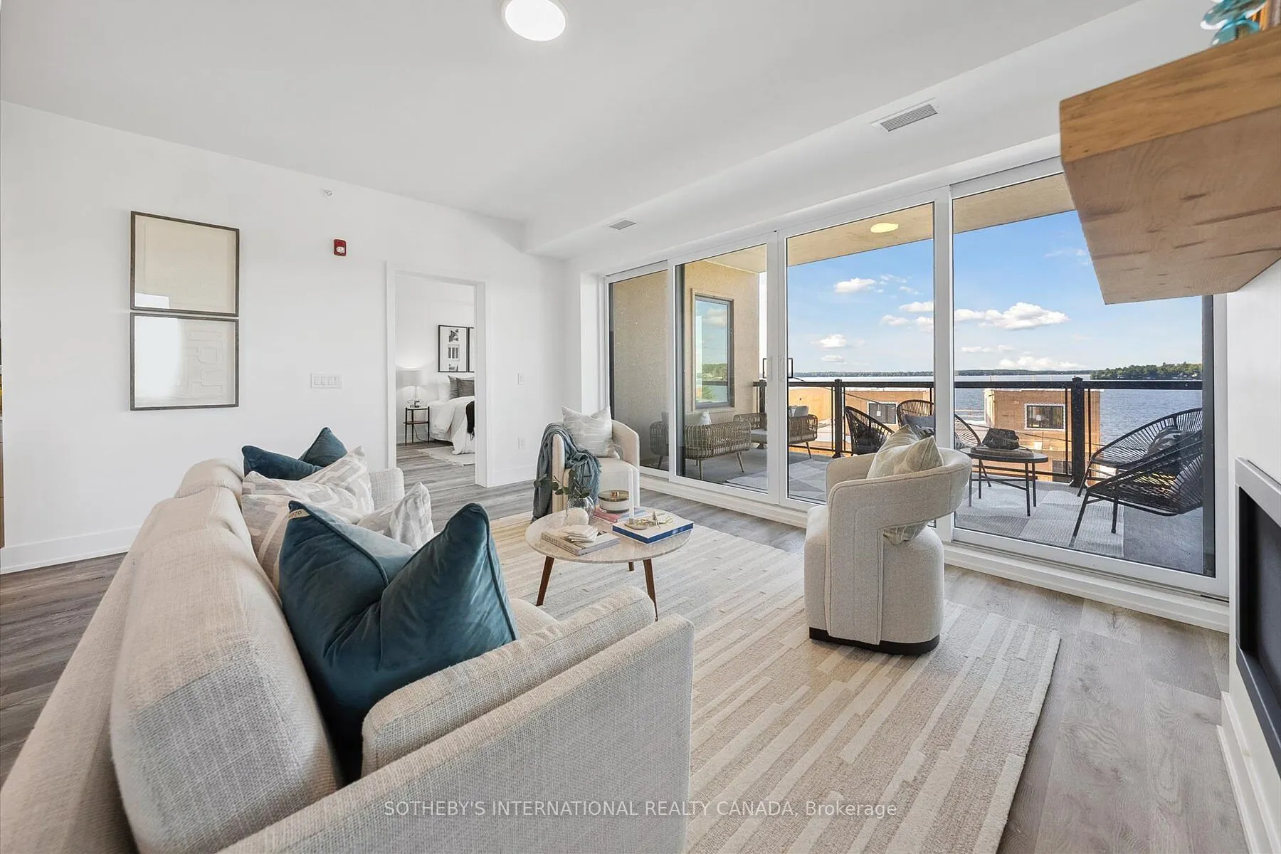 19B West Street N, #308