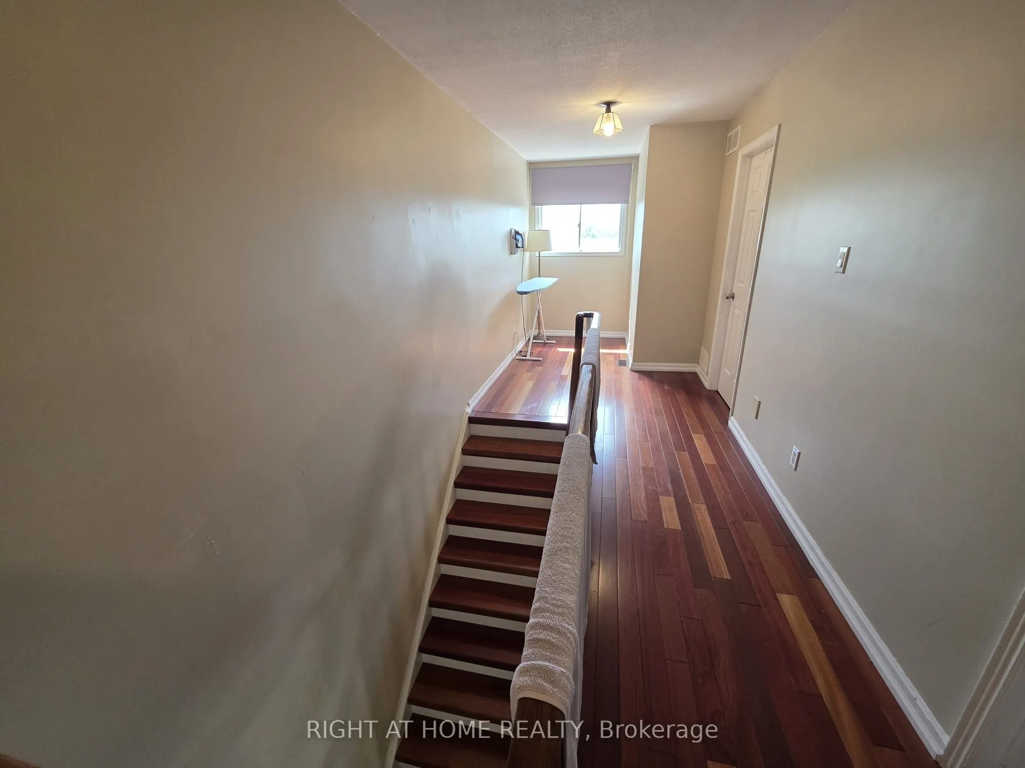 15 Lorilee Crescent