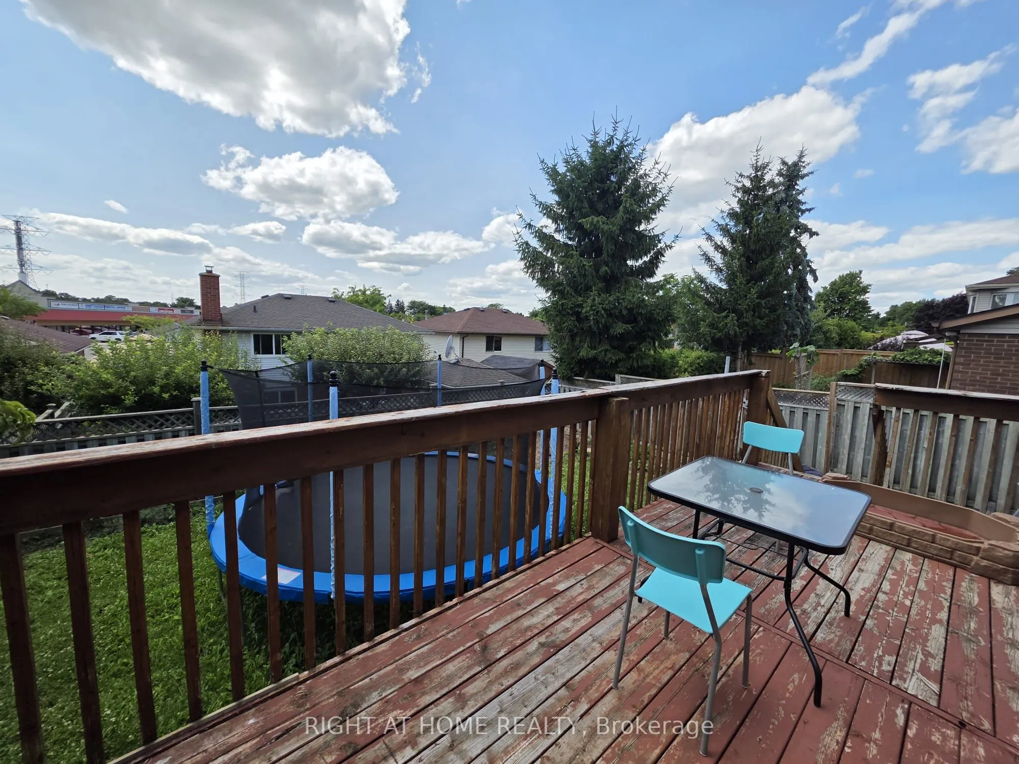 15 Lorilee Crescent