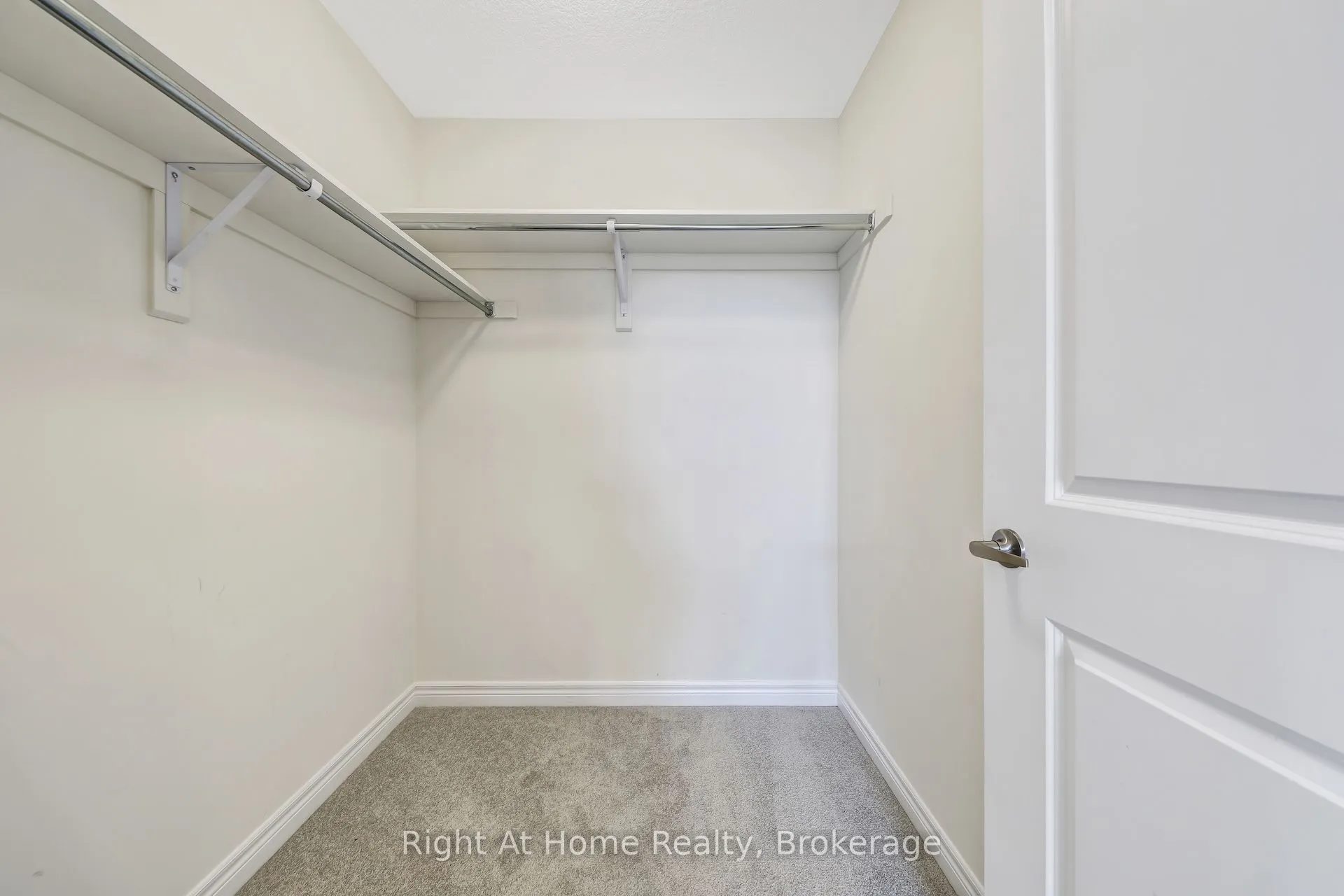 226 Broadacre Drive