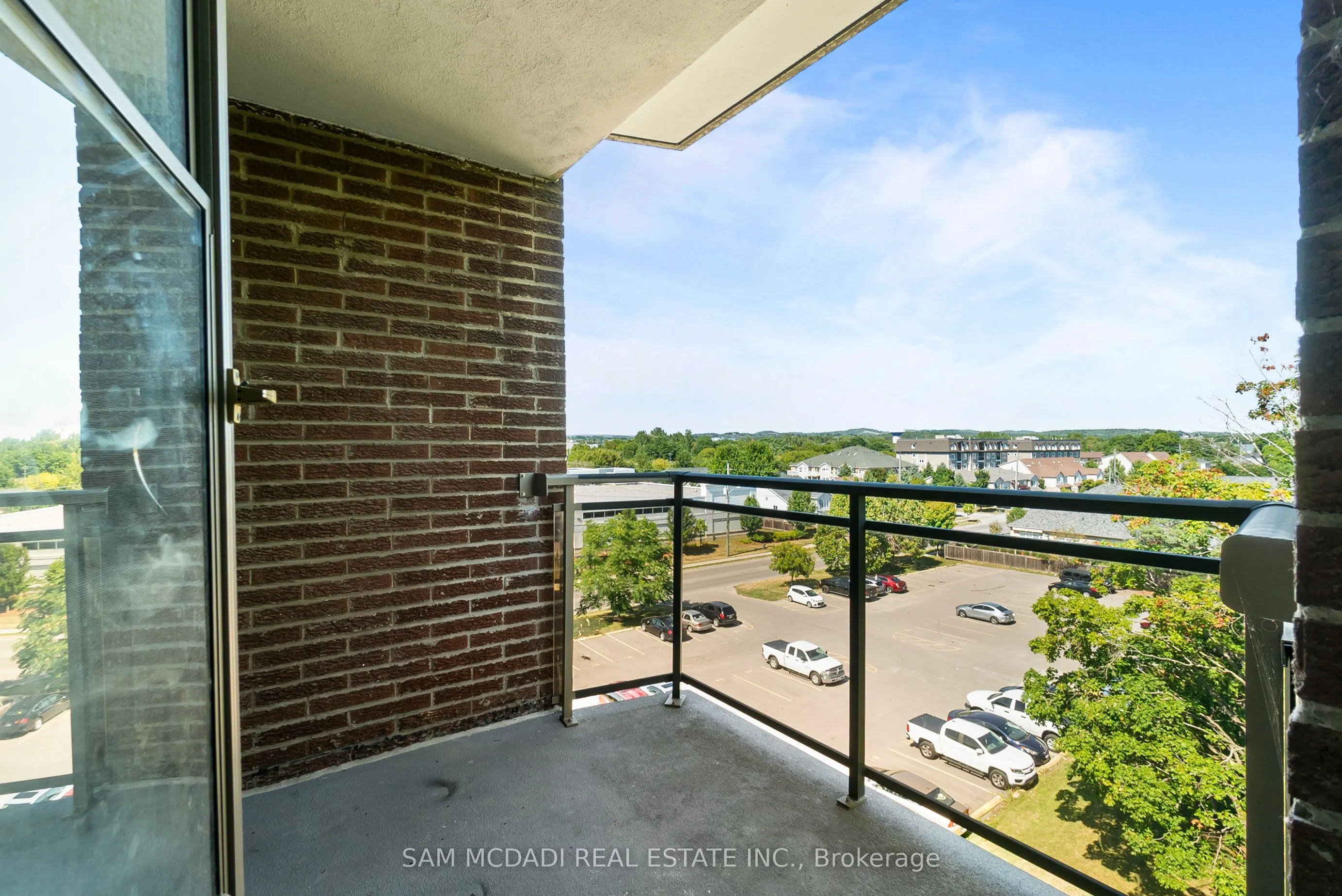 47 Munroe Street, #503