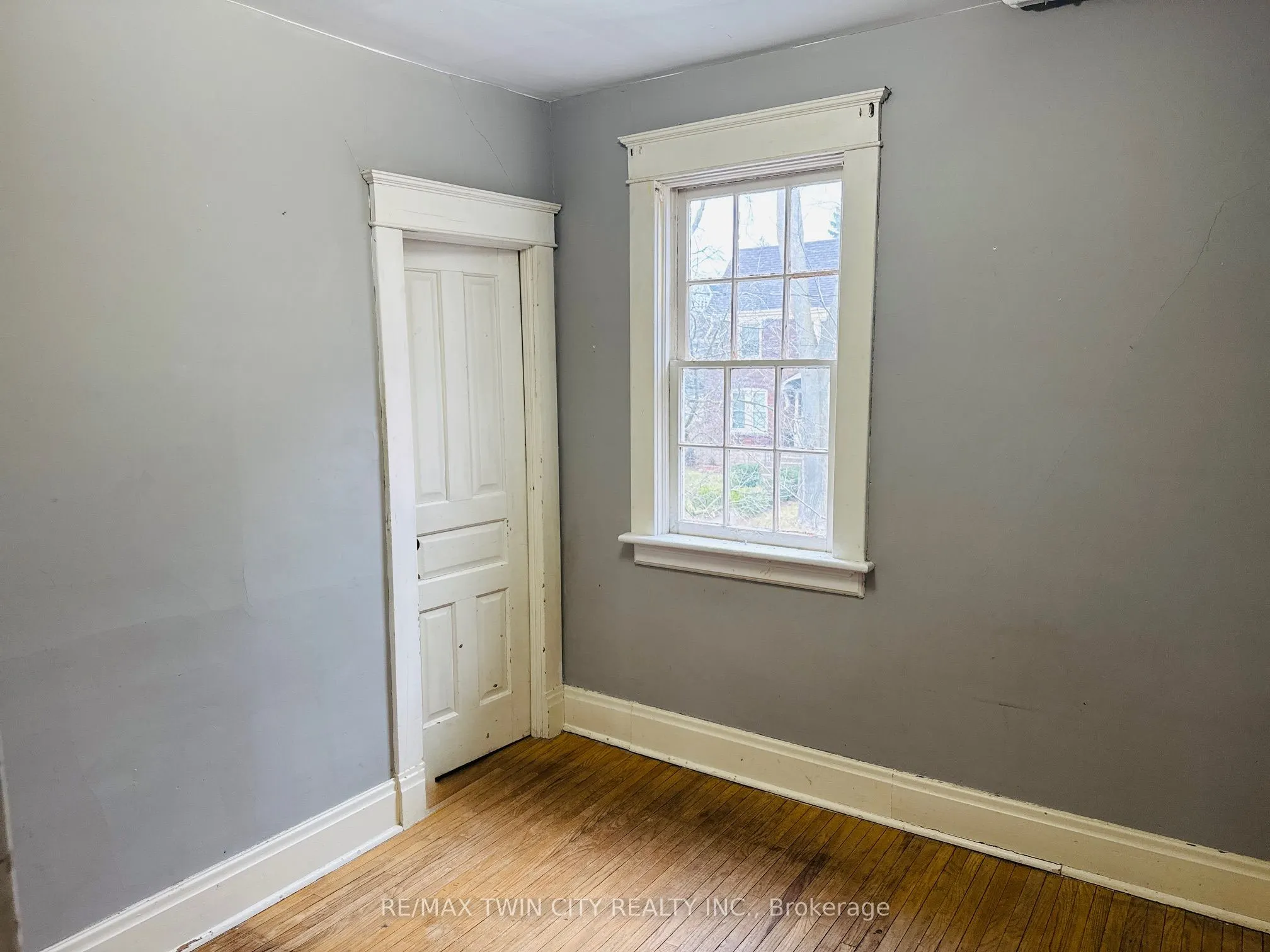 32 Simeon Street