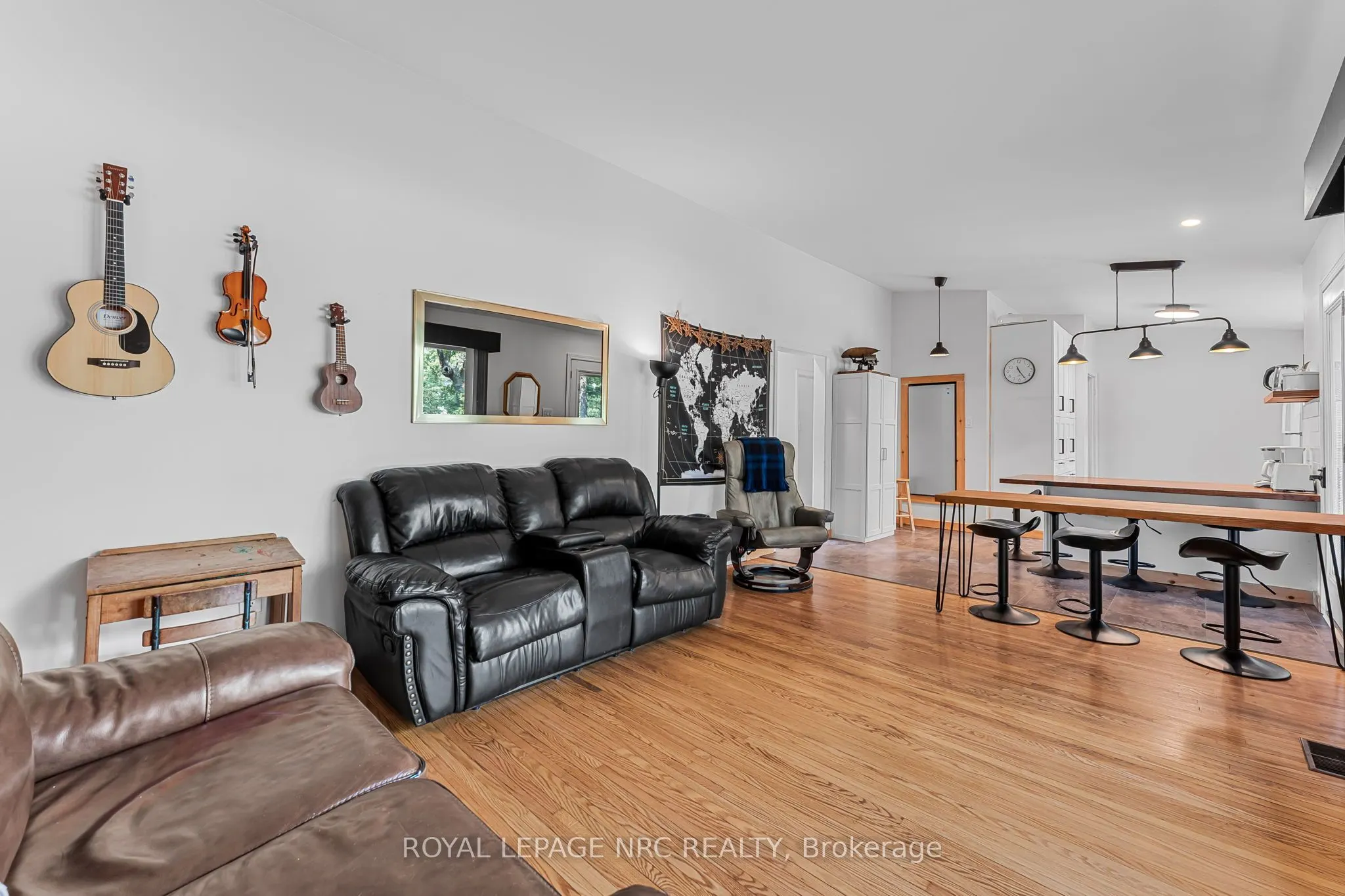 5277 SHERKSTON Road