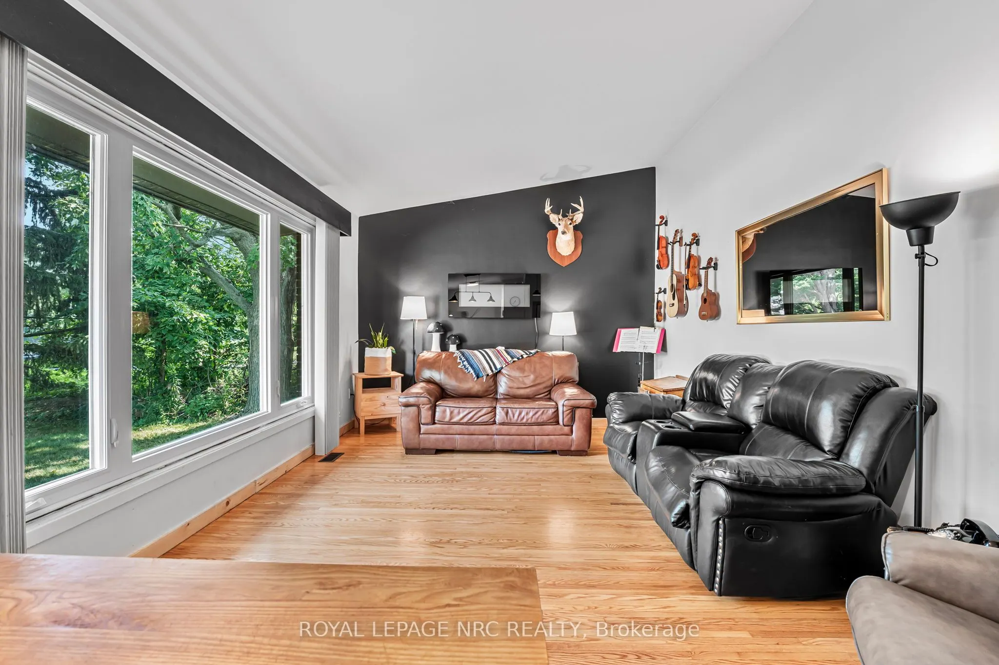 5277 SHERKSTON Road