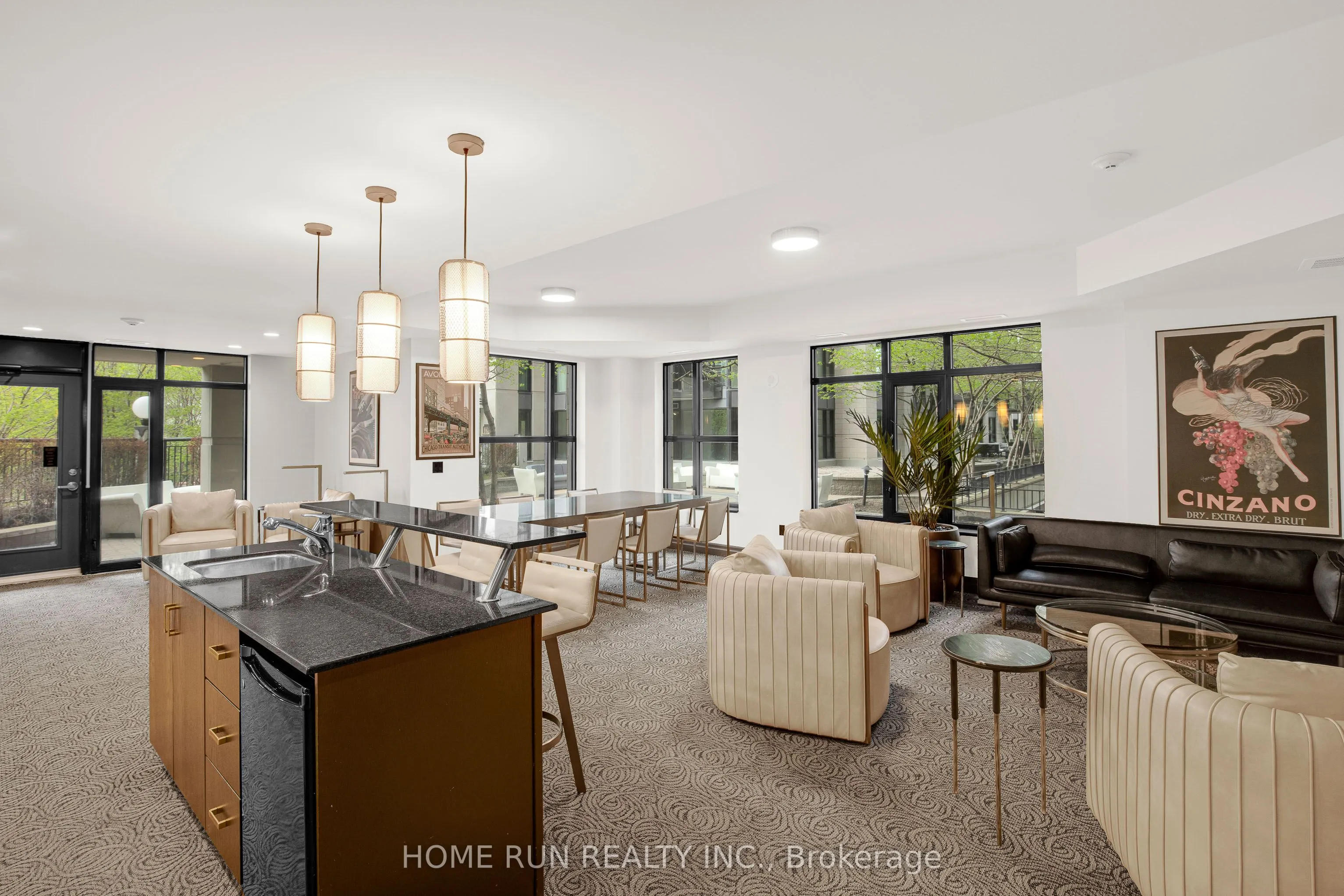 245 Kent Street, #708