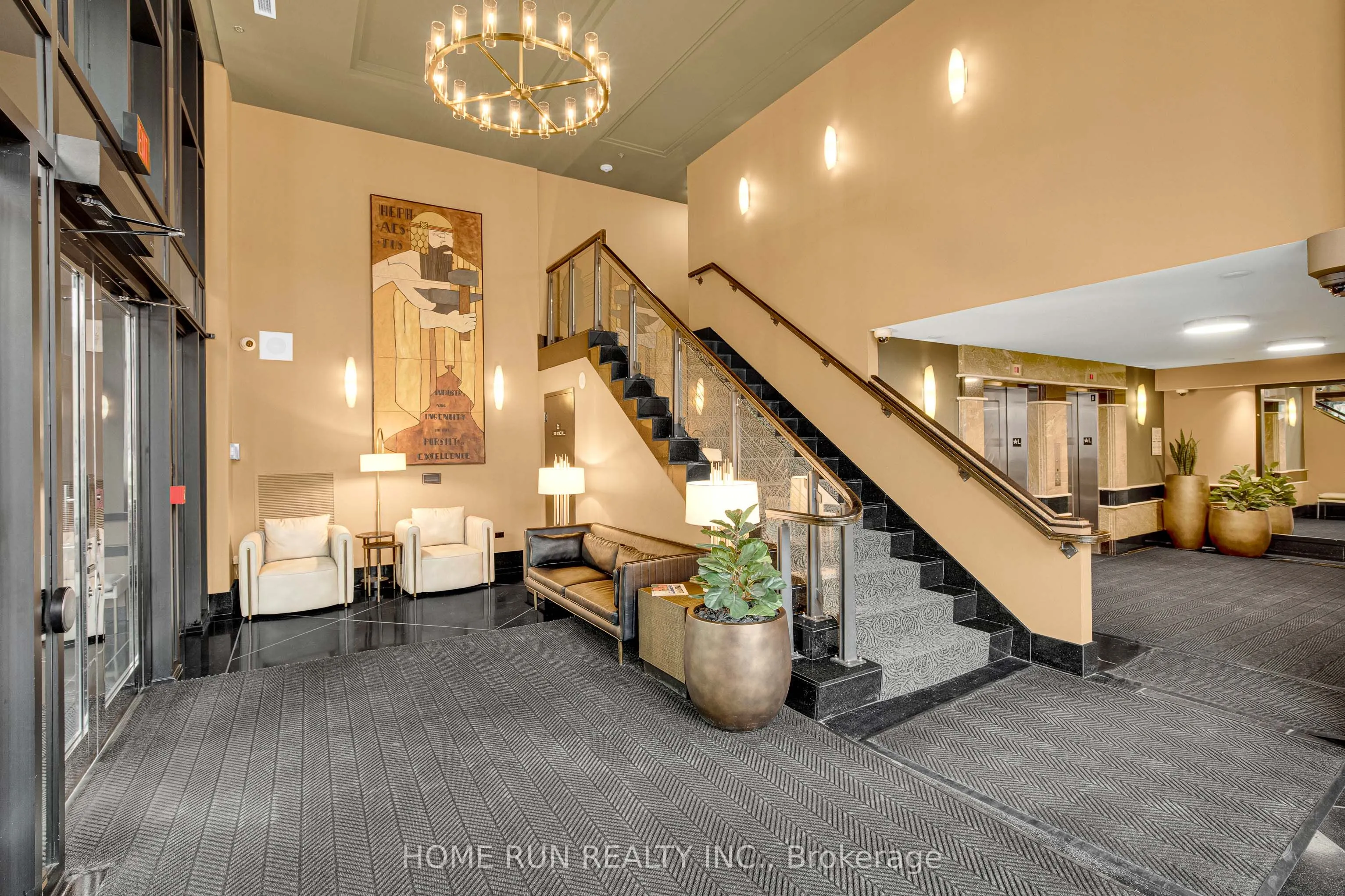 245 Kent Street, #708