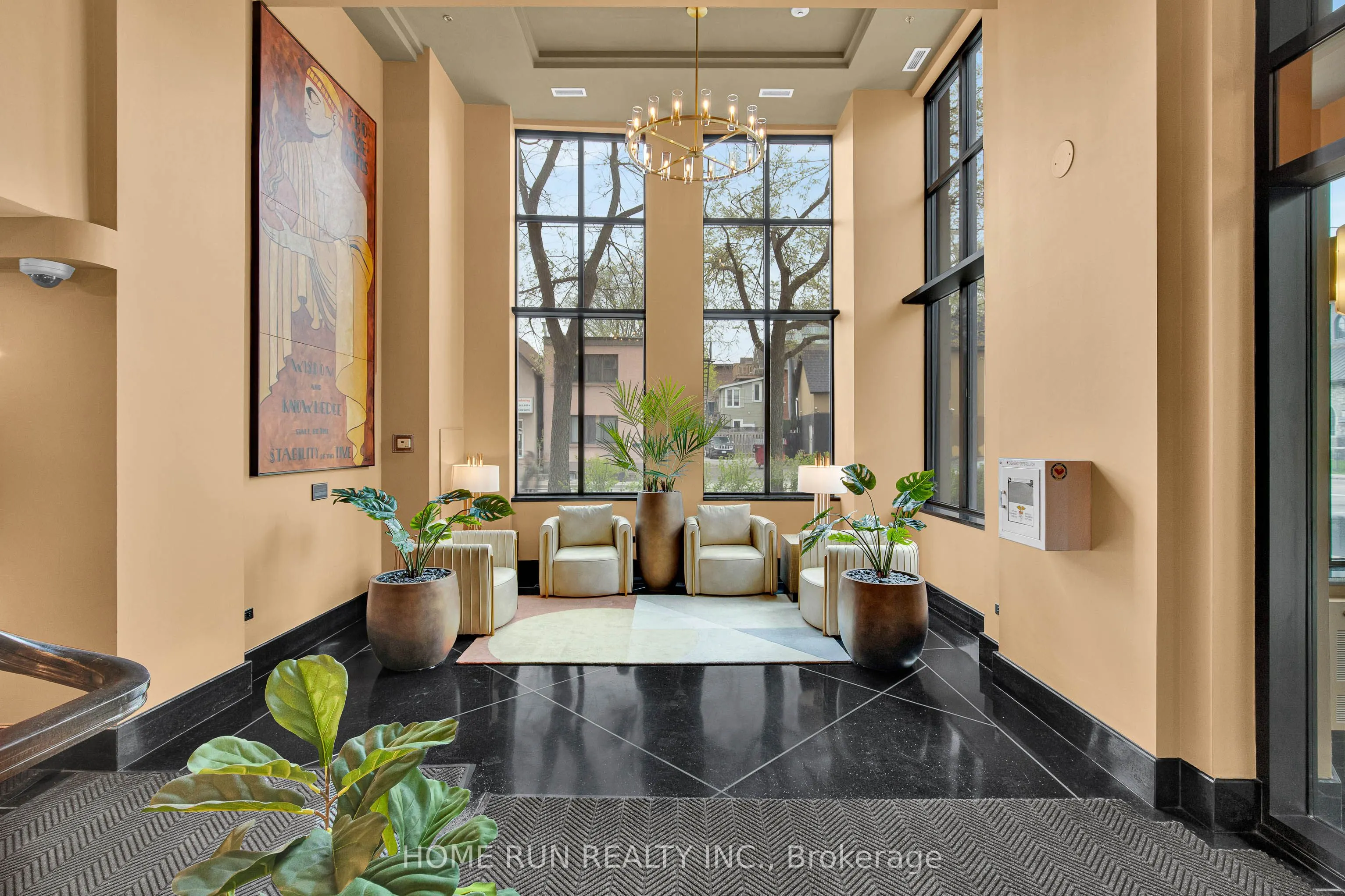 245 Kent Street, #708