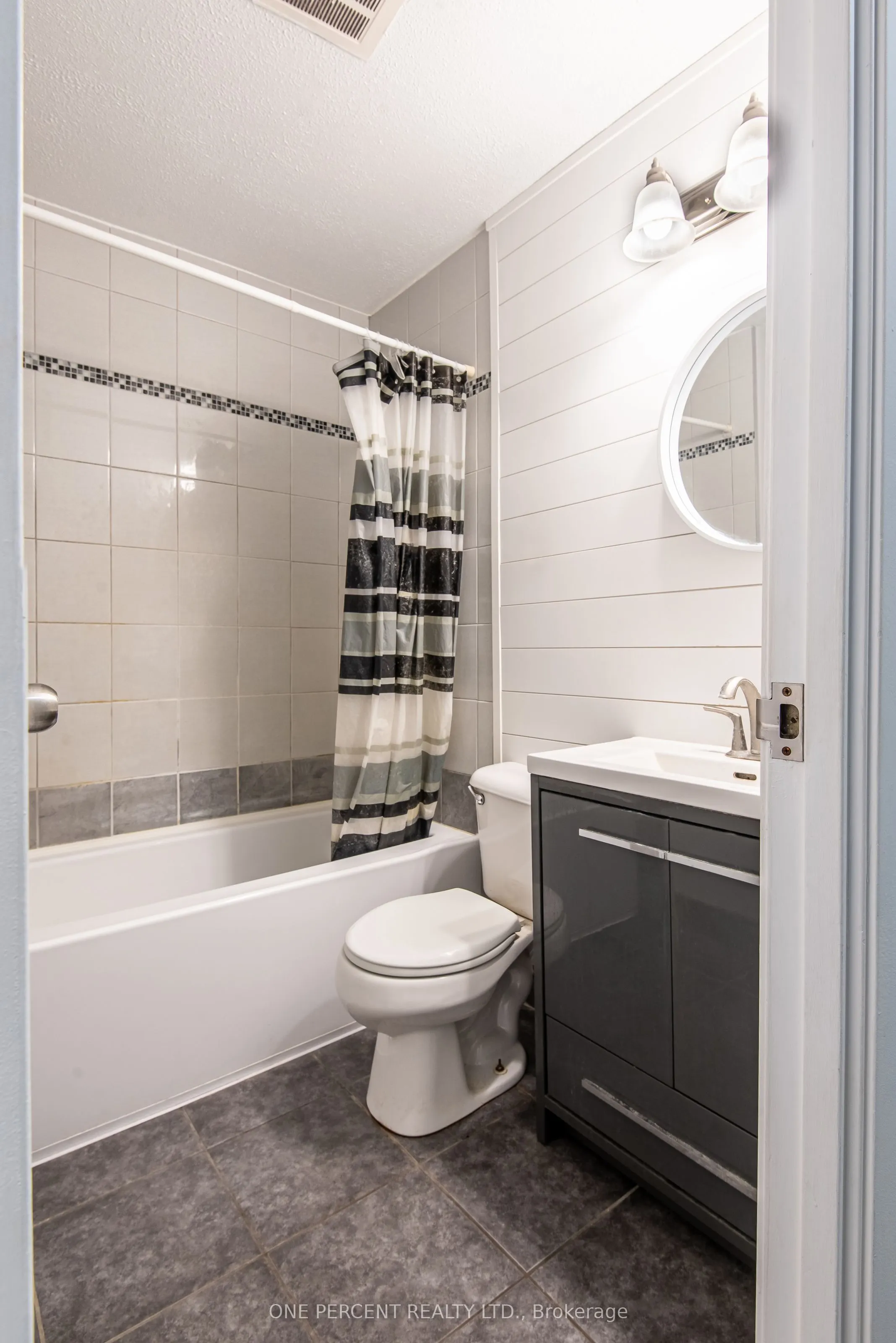 31 Greengate Road, #230
