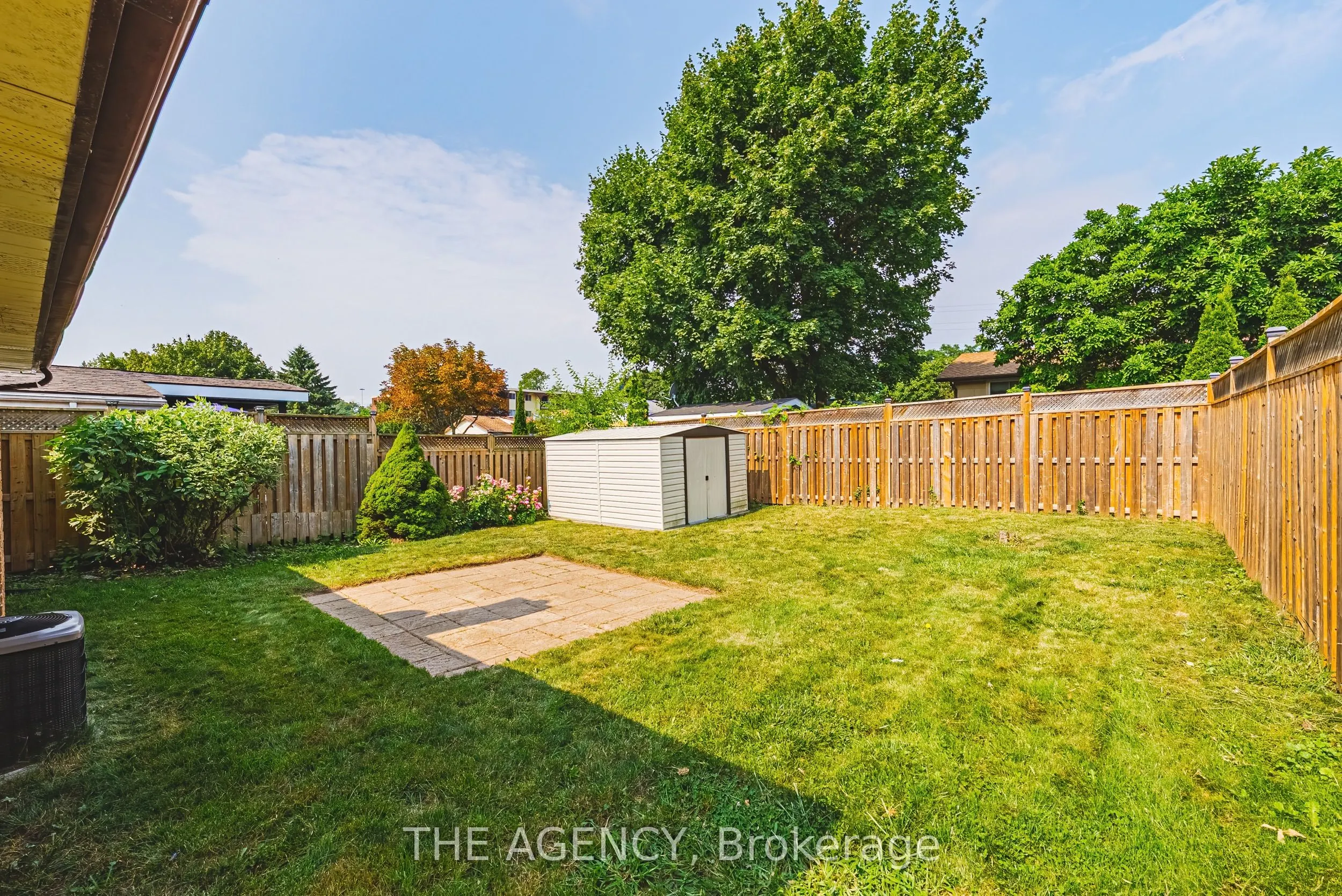 137 Pepperwood Crescent