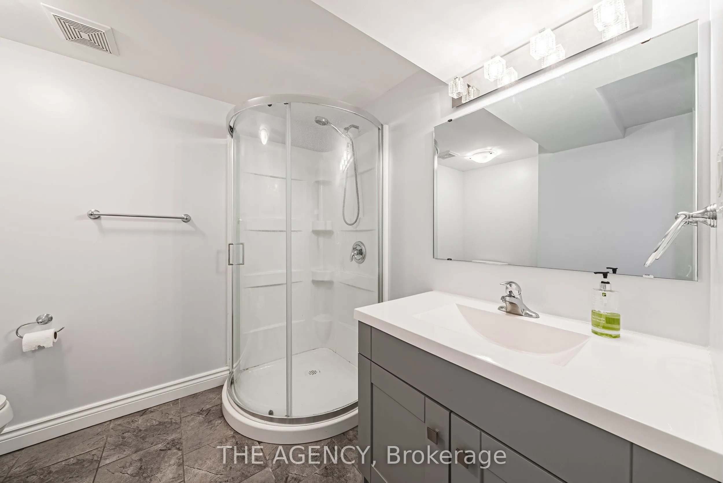 137 Pepperwood Crescent