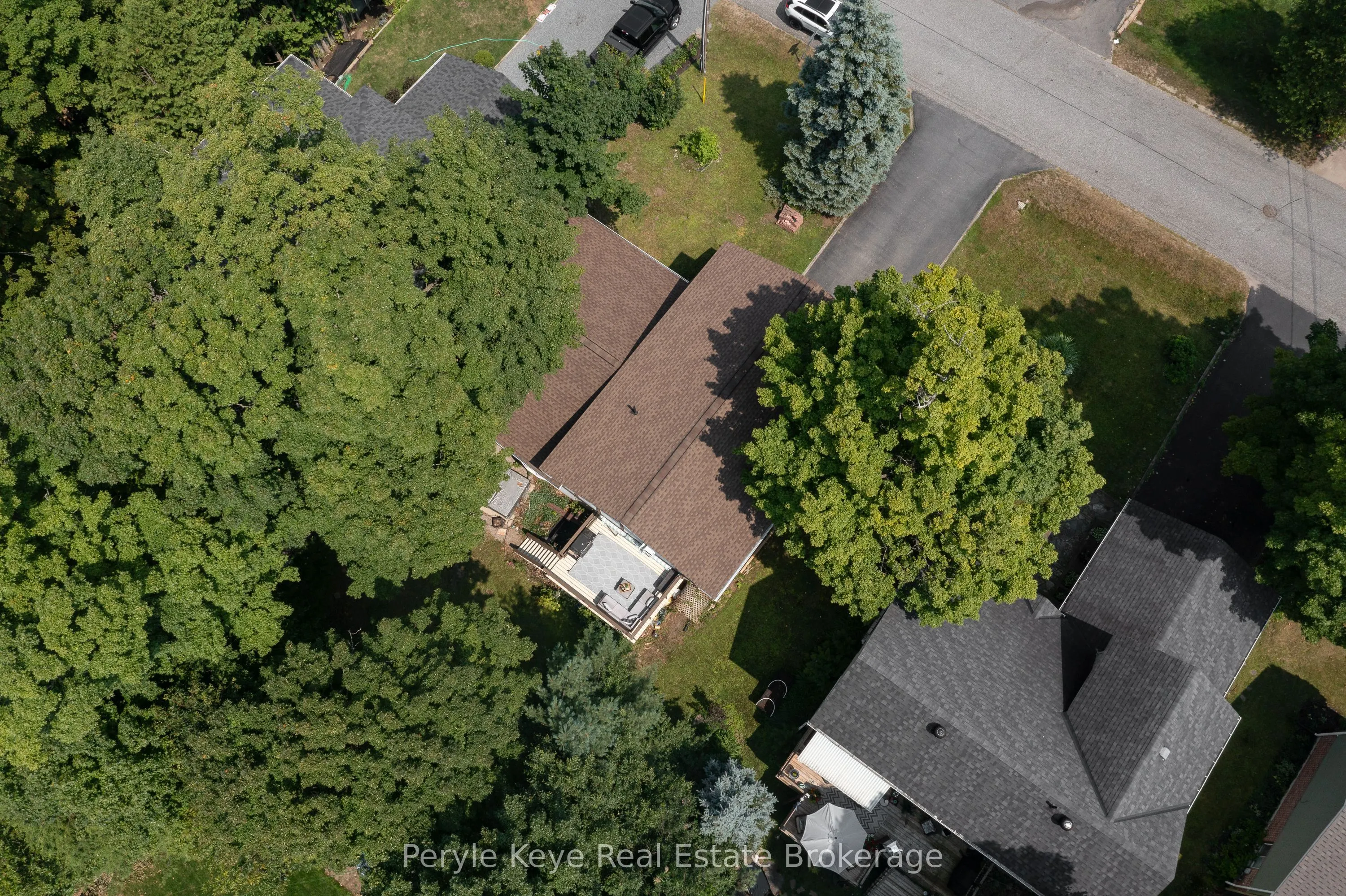 8 Shaw Crescent