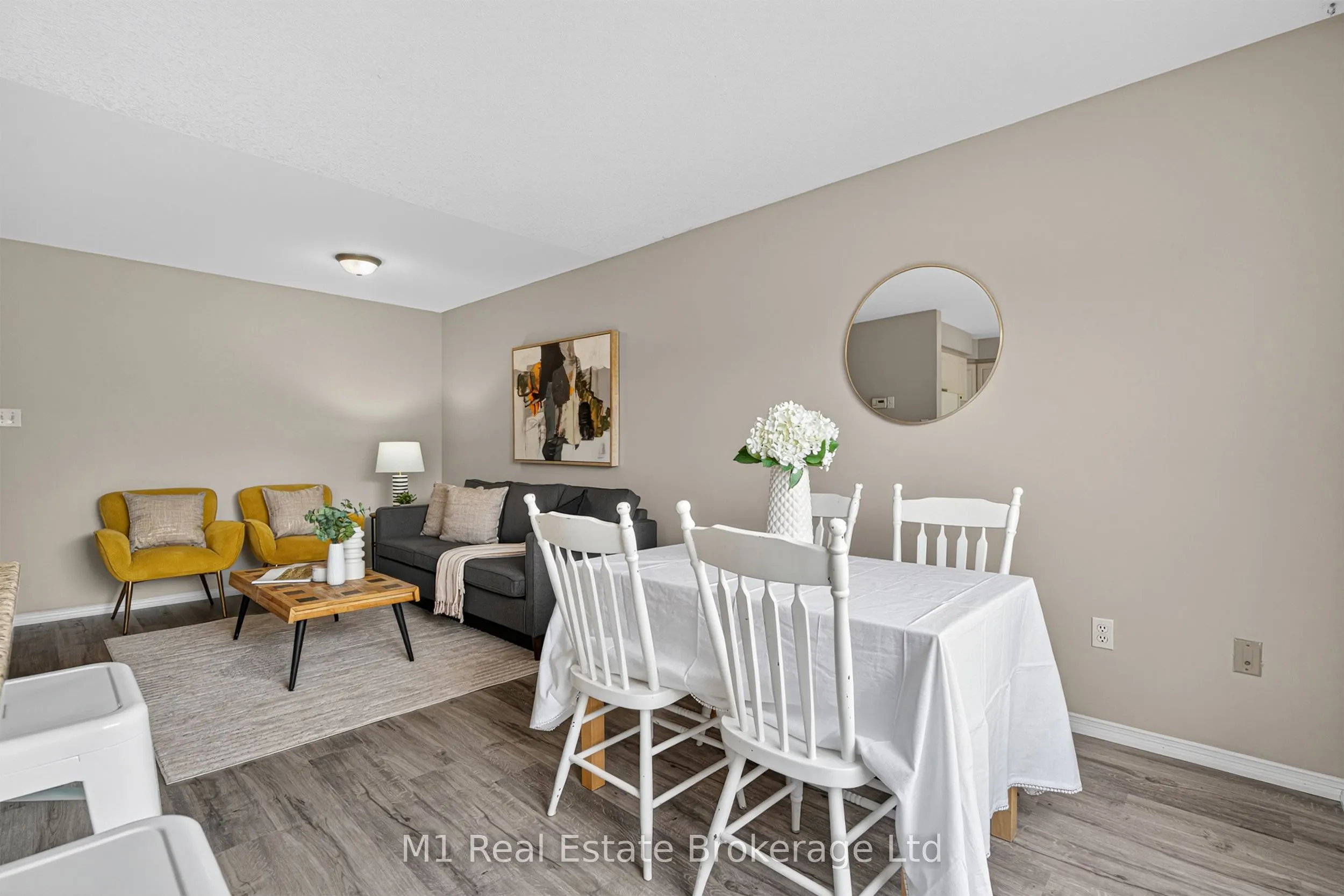 112 Chesterton Lane