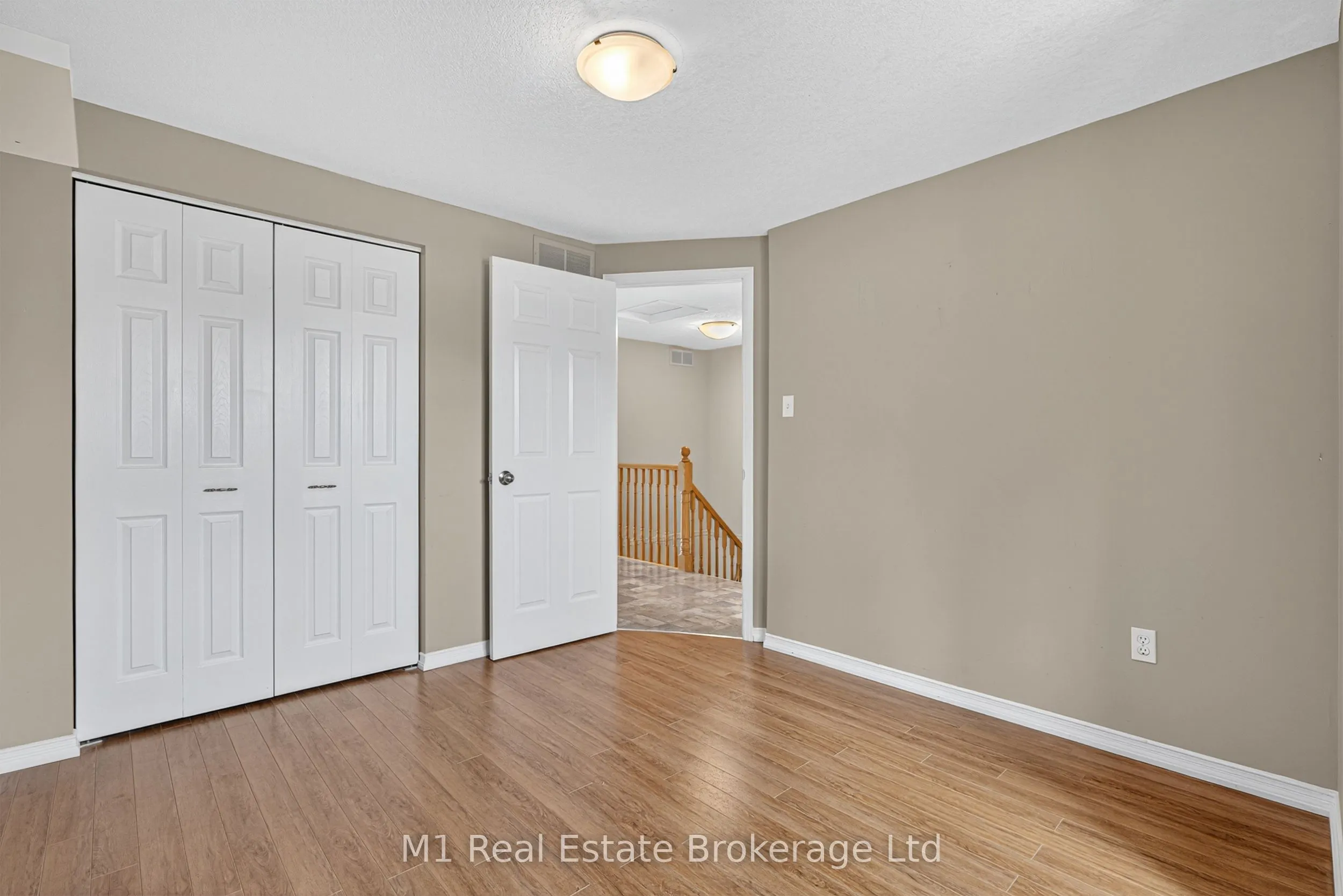 112 Chesterton Lane