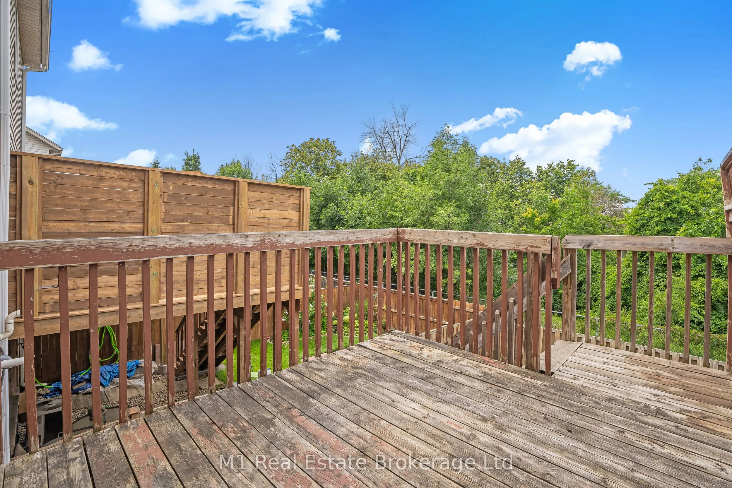 112 Chesterton Lane