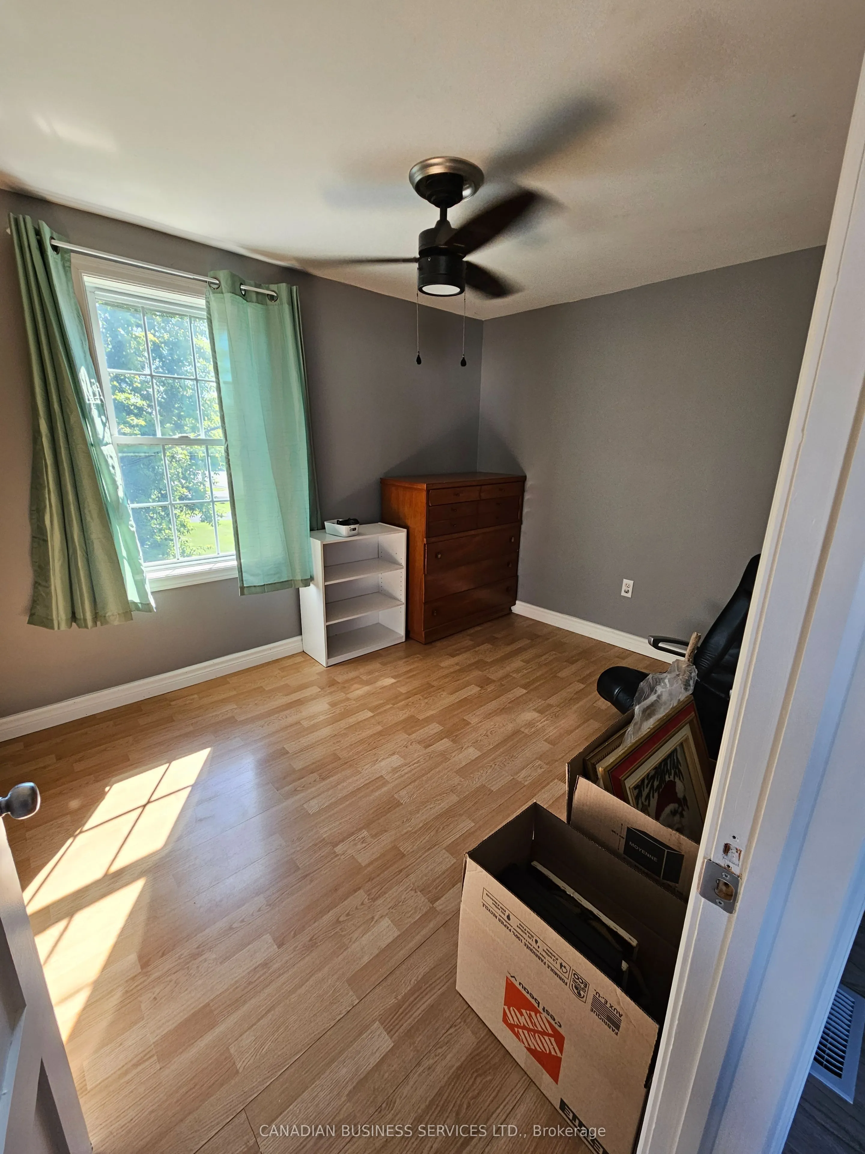 2285 Laval Road S