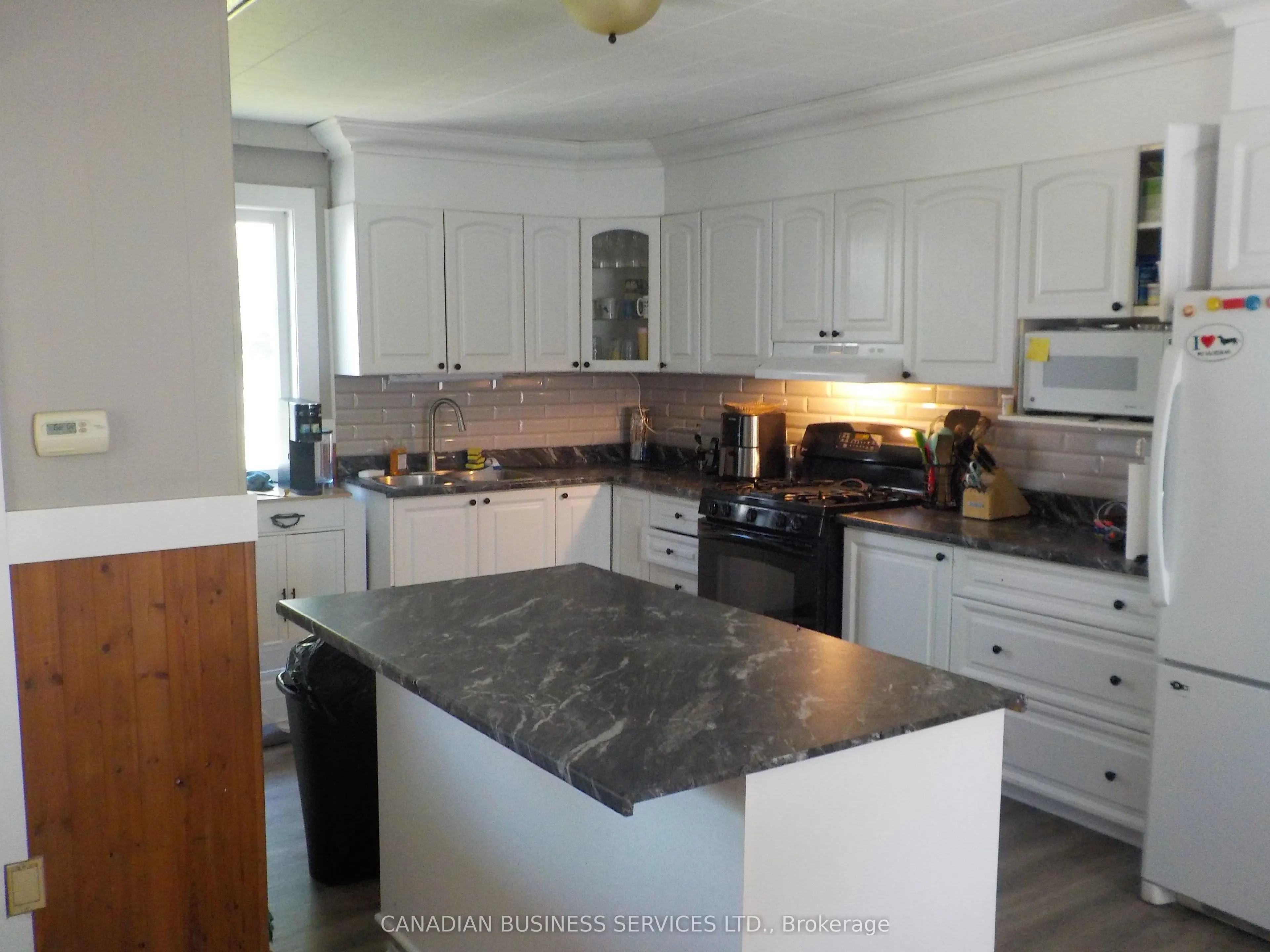 2285 Laval Road S