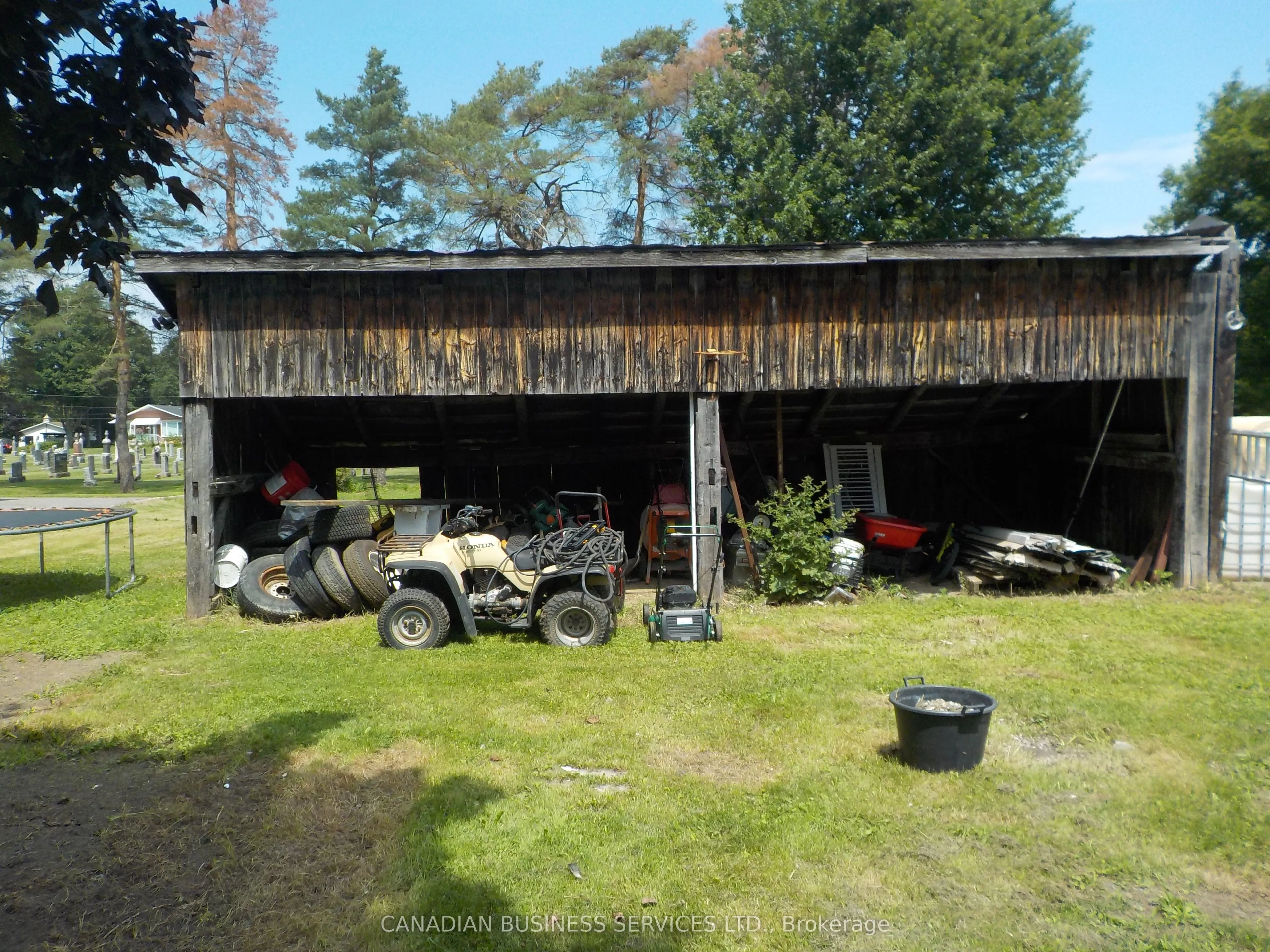 2285 Laval Road S