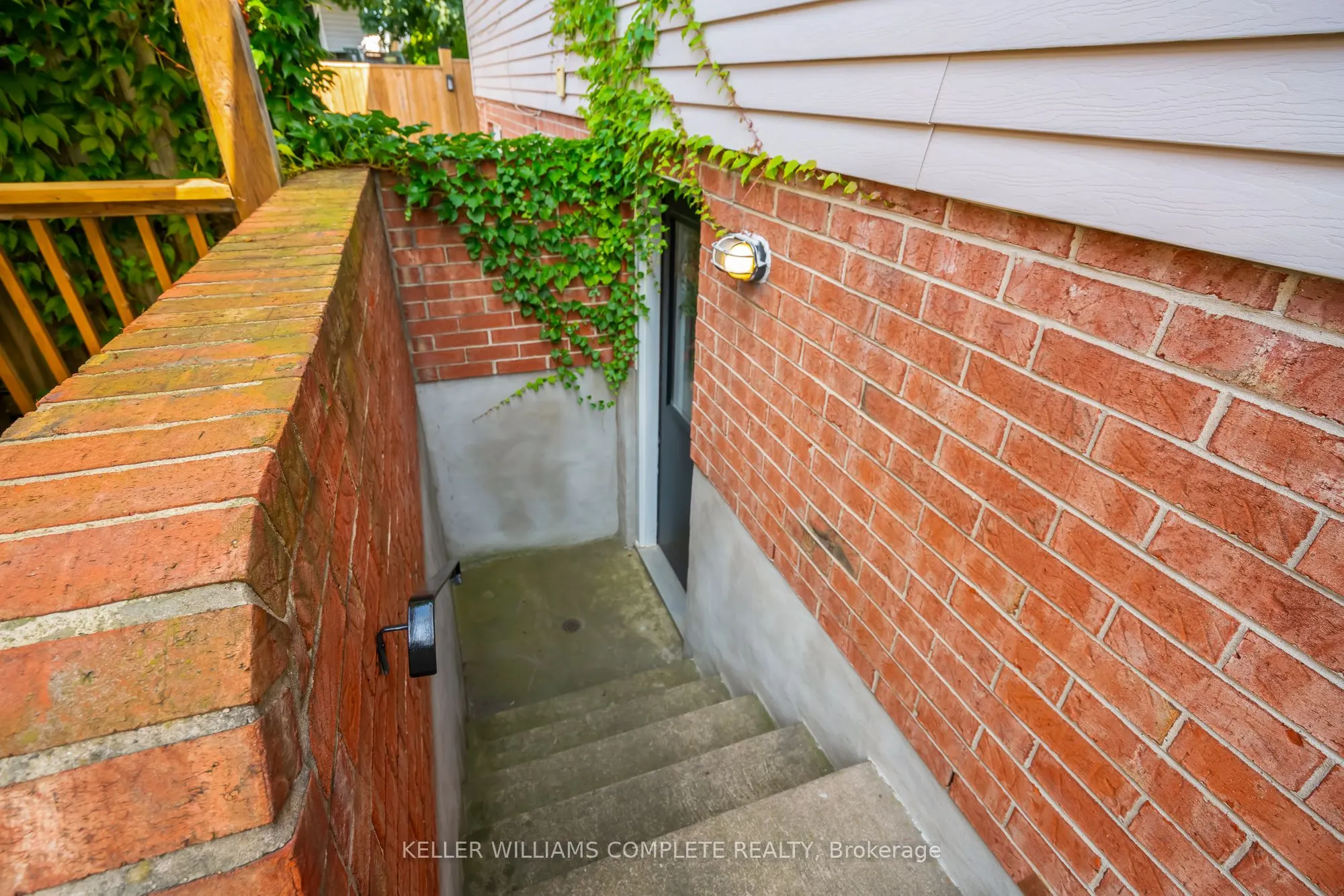 56 Stoney Brook Crescent