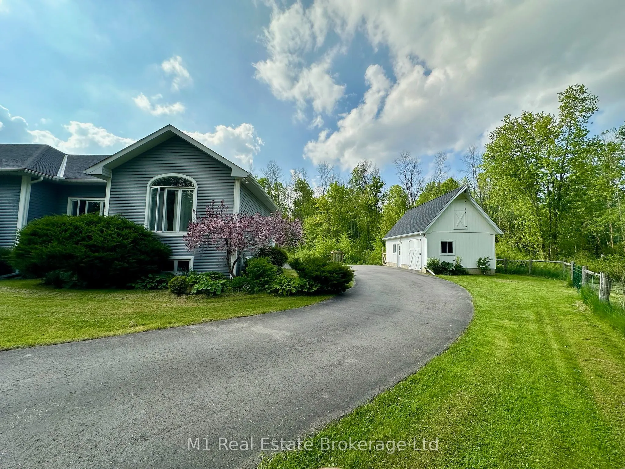 7610 Wellington 51 Road