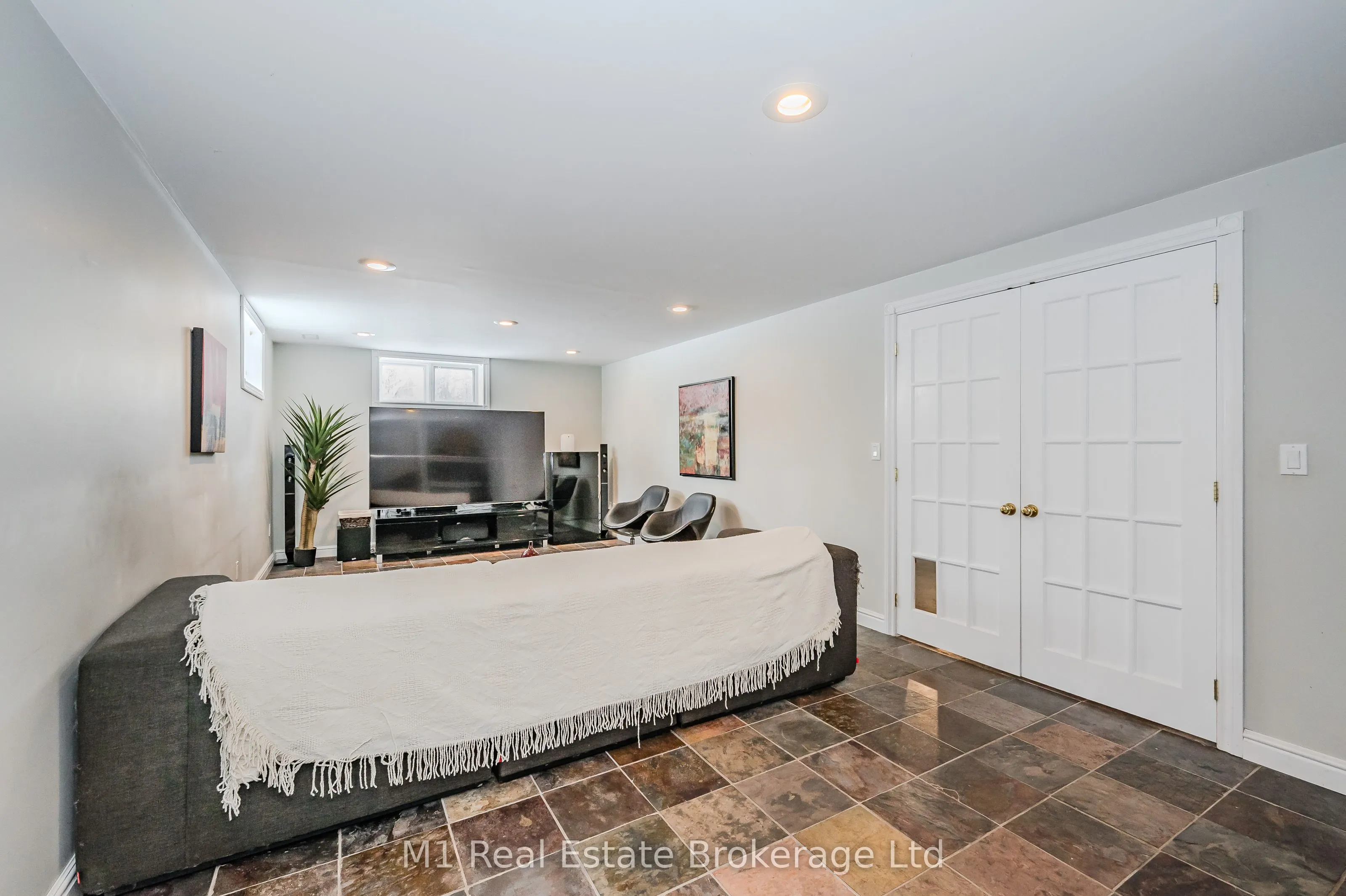 7610 Wellington 51 Road