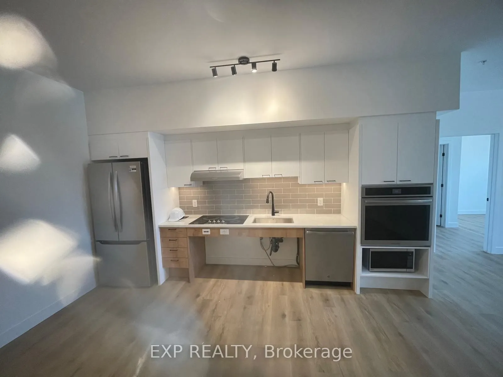 1600 James Naismith Drive, #219