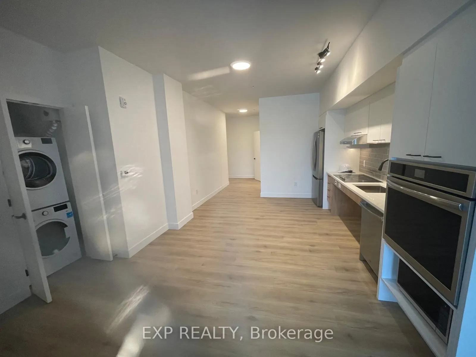 1600 James Naismith Drive, #219