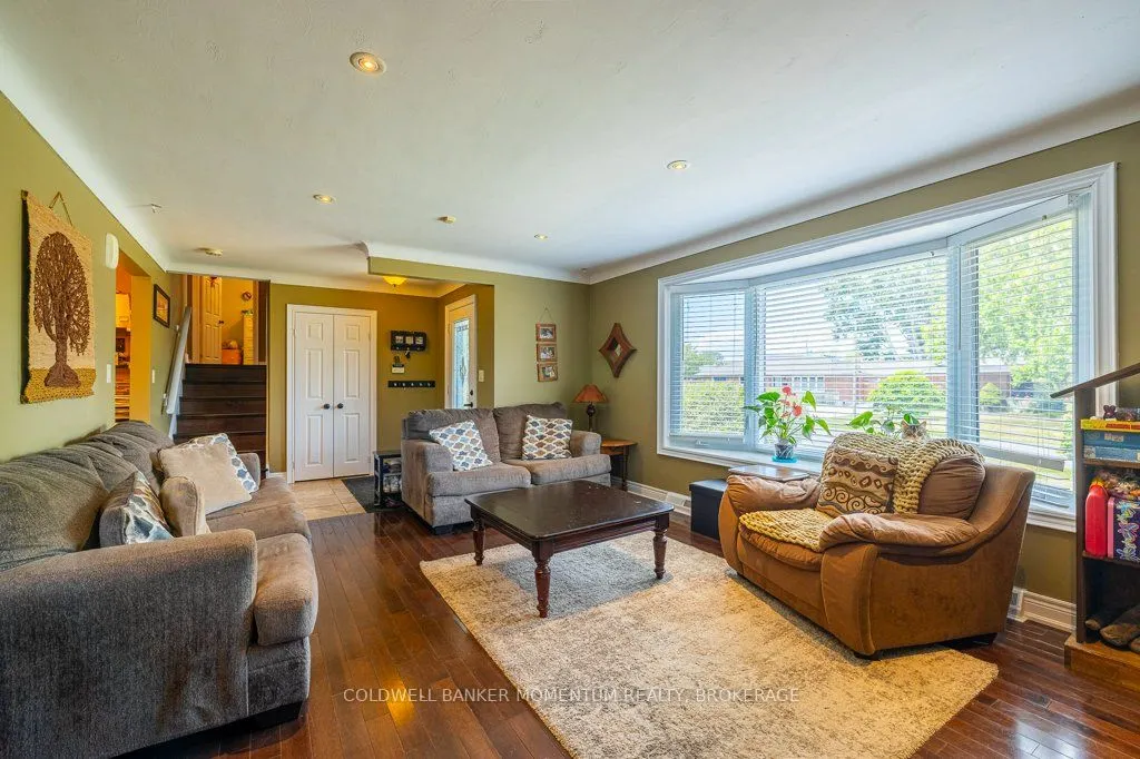 86 Crescent Drive